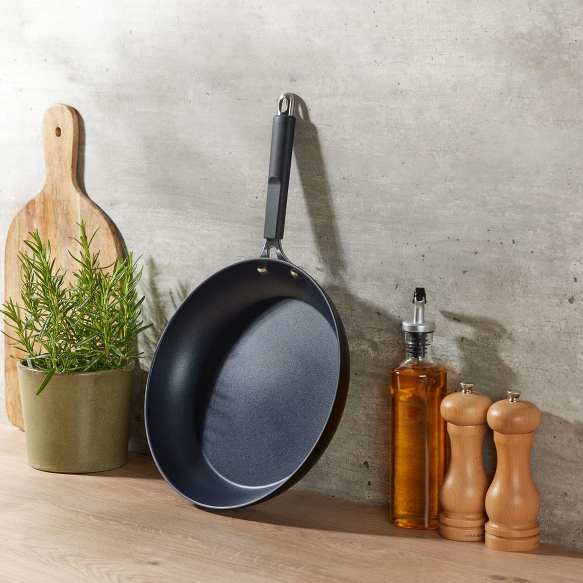 Lakeland Fusion 28cm Frypan