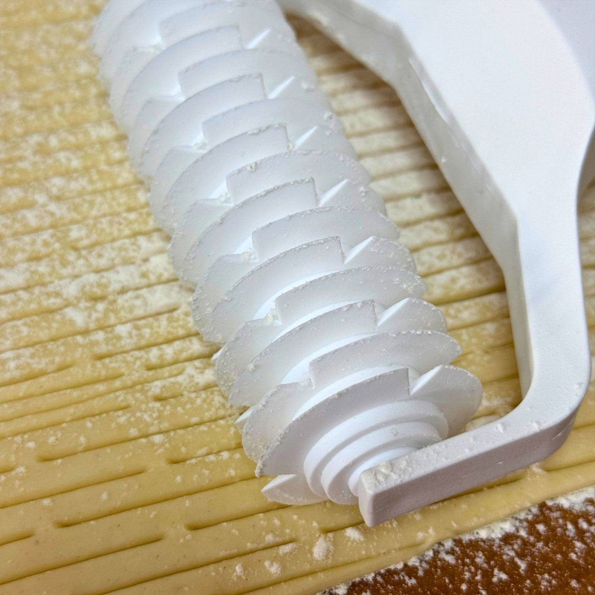 Dexam Lattice Pastry Roller