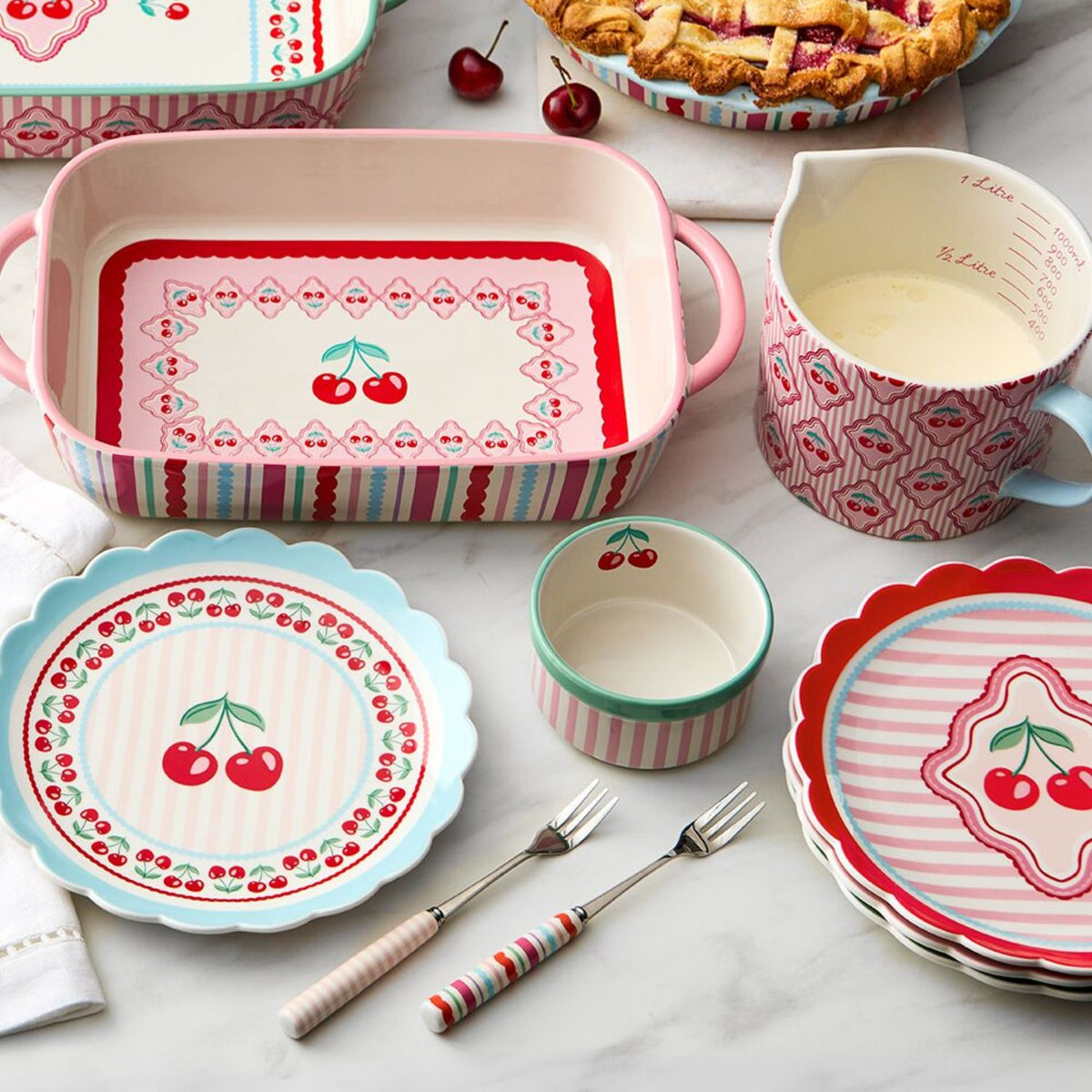 Lakeland Cherry Delight Cake Forks – Set of Four