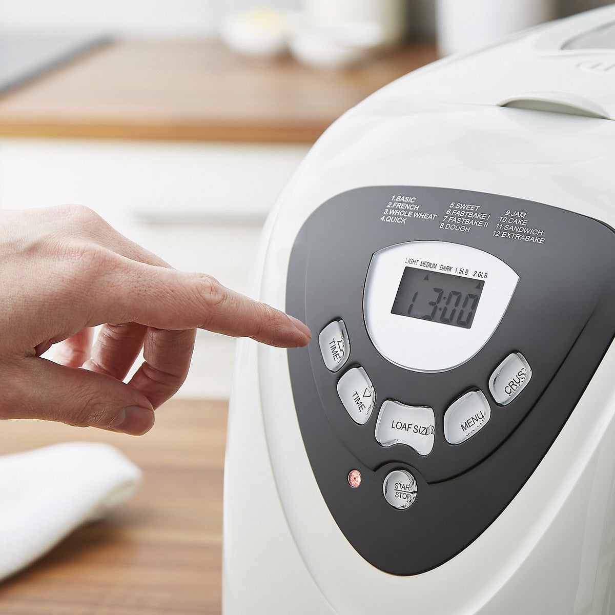 Morphy Richards Fastbake Breadmaker