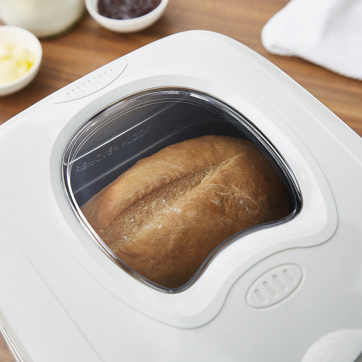 Morphy Richards Fastbake Breadmaker