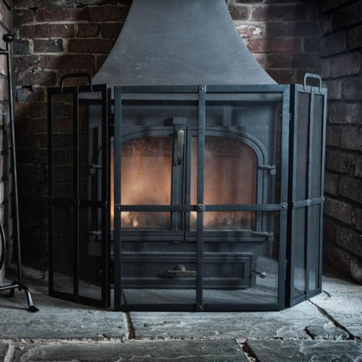 Iron Fireside Screen Surround