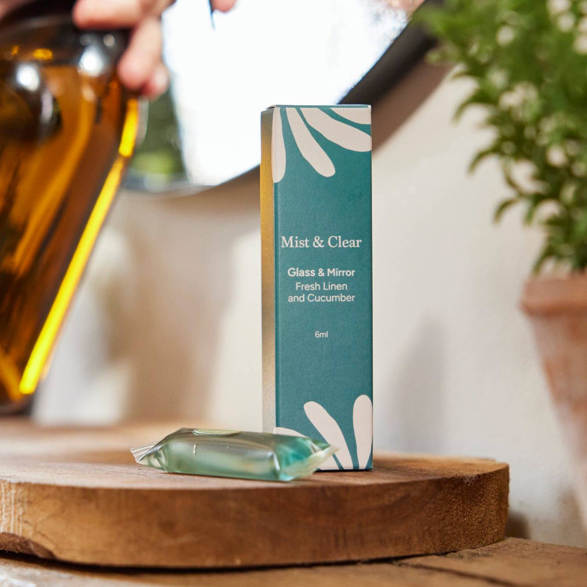 Mist & Clear Glass and Mirror Cleaner