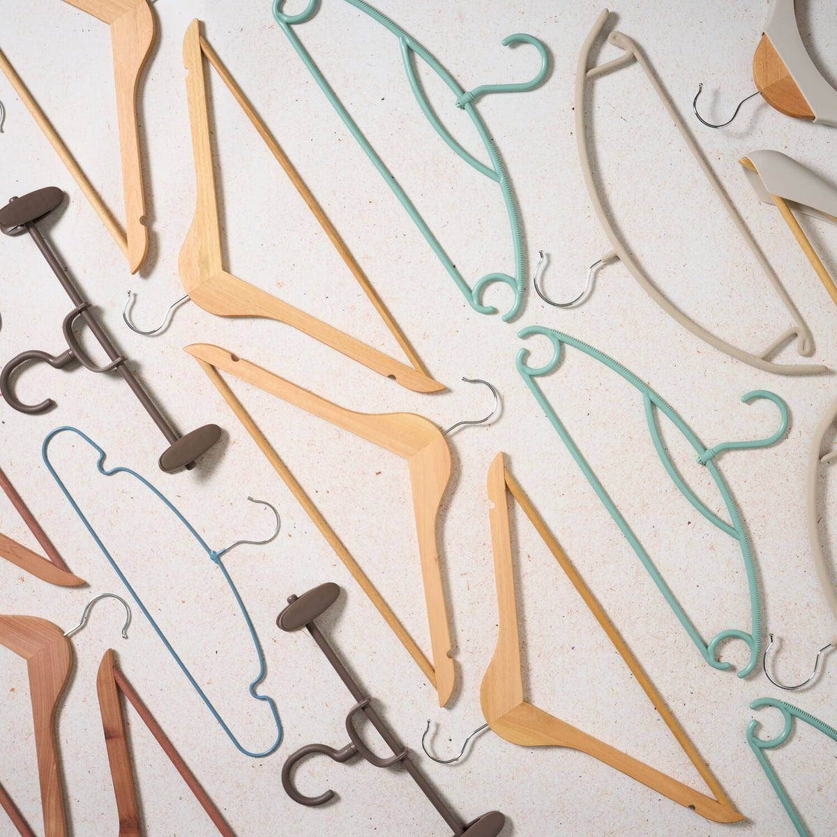 Lakeland Plastic Hangers – Pack of 6
