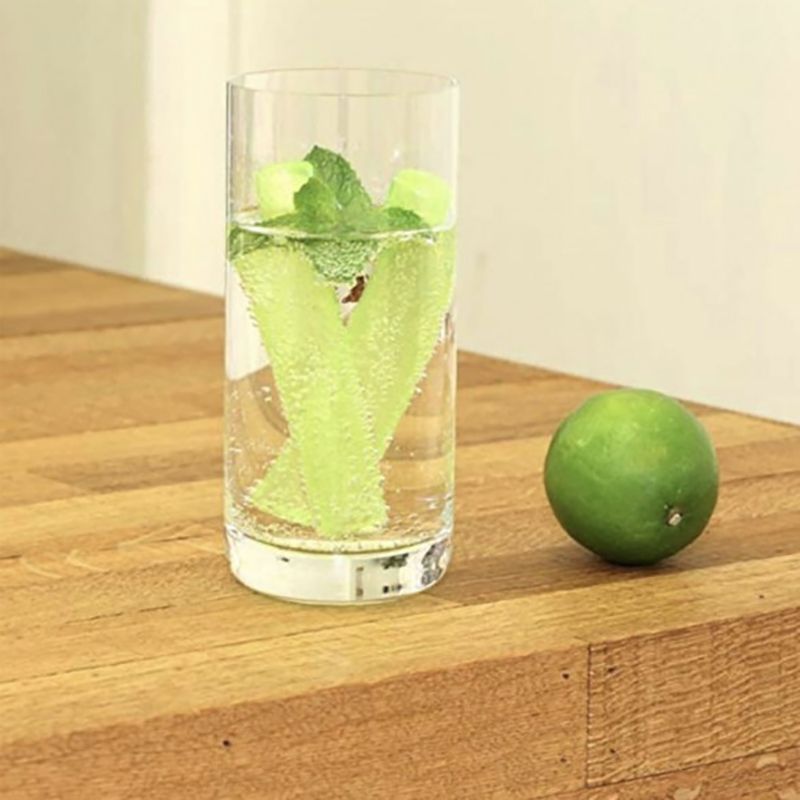 8 Kikkerland Reusable Ice Sticks for Chilling Drinks