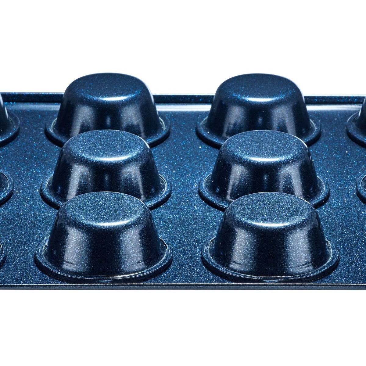 Lakeland 12 Hole Deep Bun Tin