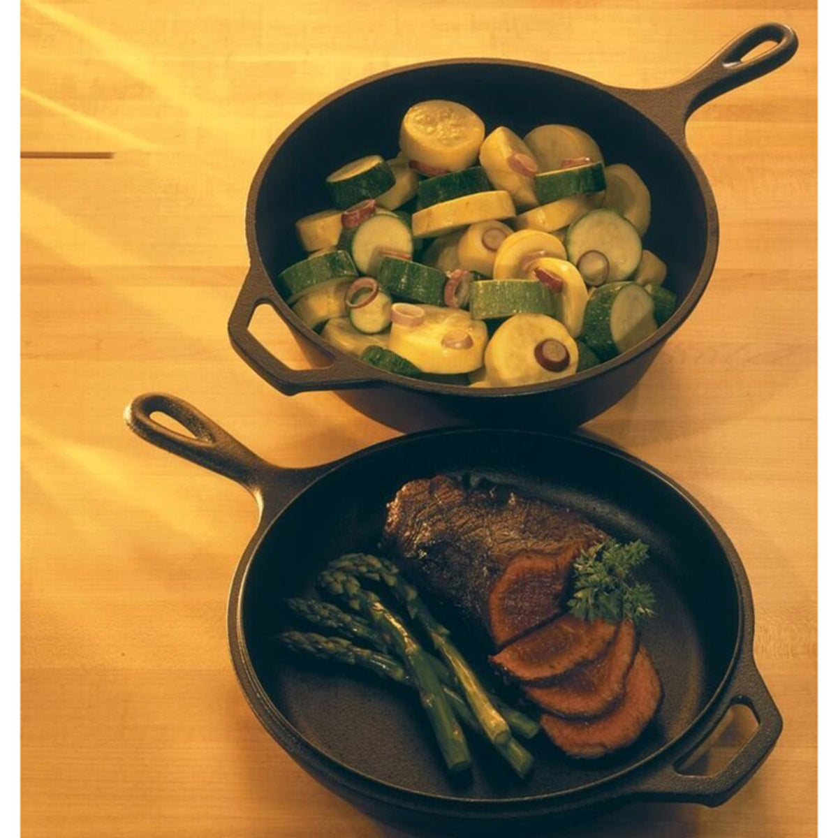 Lodge Cast Iron Combo Cooker 27cm