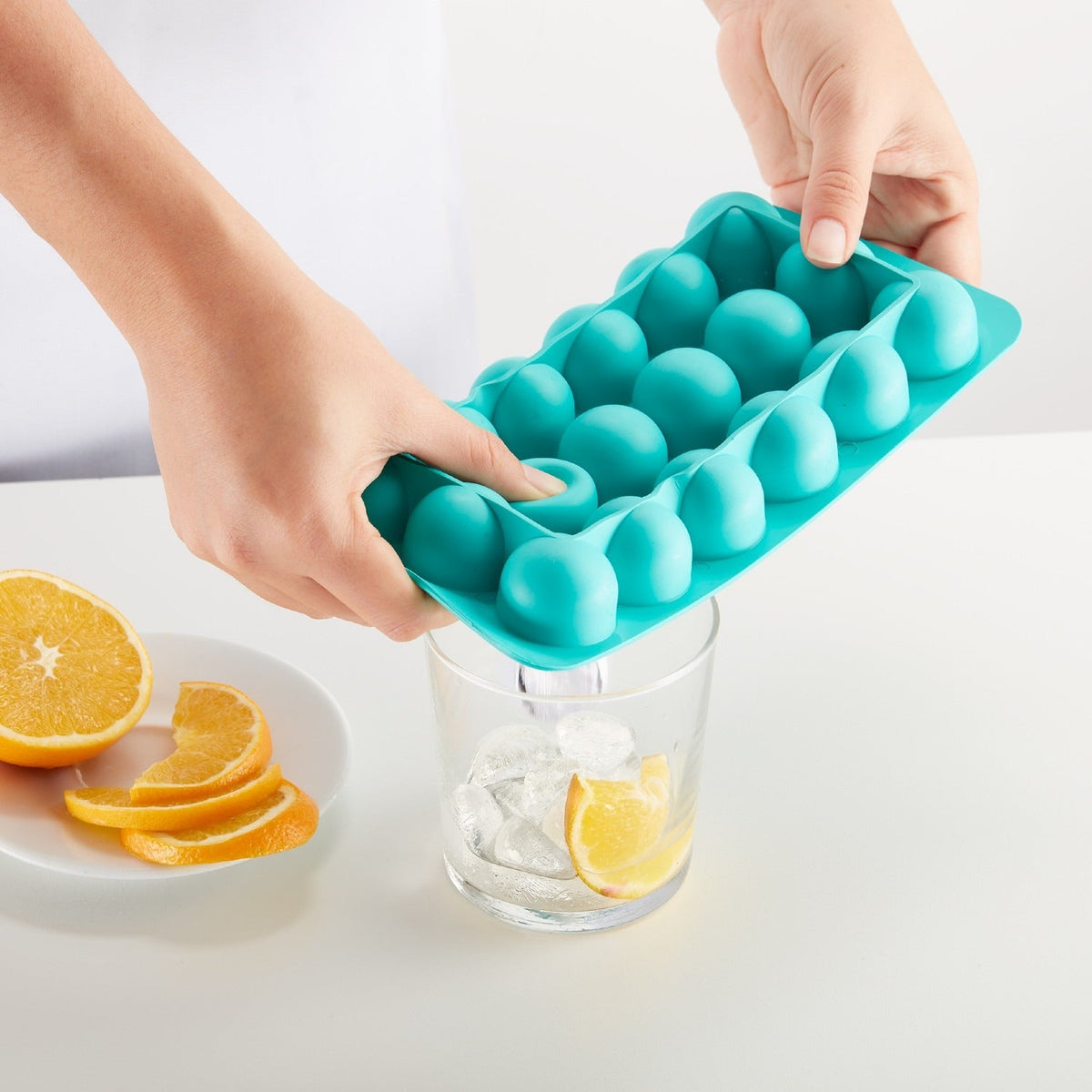 Lékué Round Ice Cube Tray