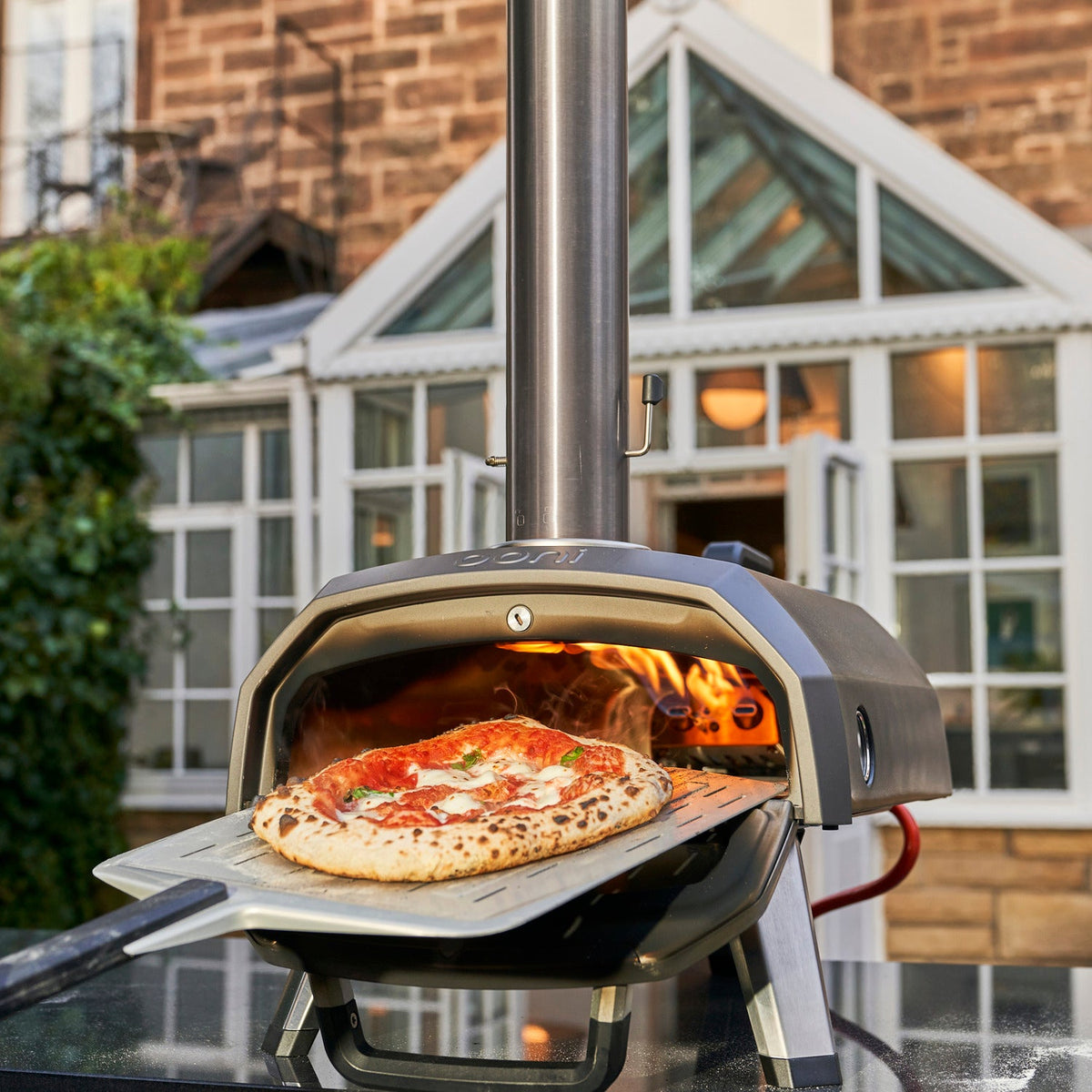 Ooni Karu 2 Multi-Fuel Pizza Oven