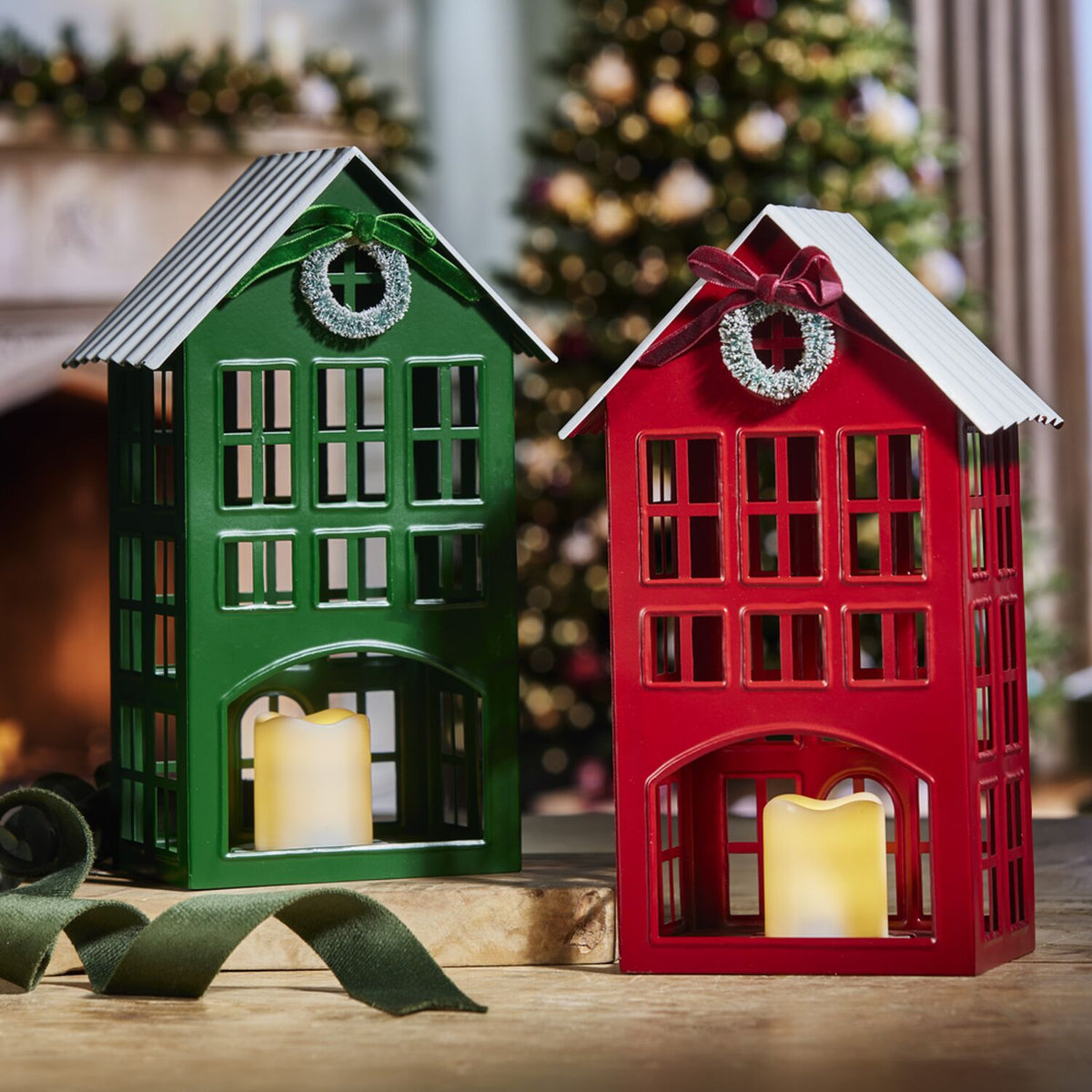 Lakeland Red Metal House Decoration