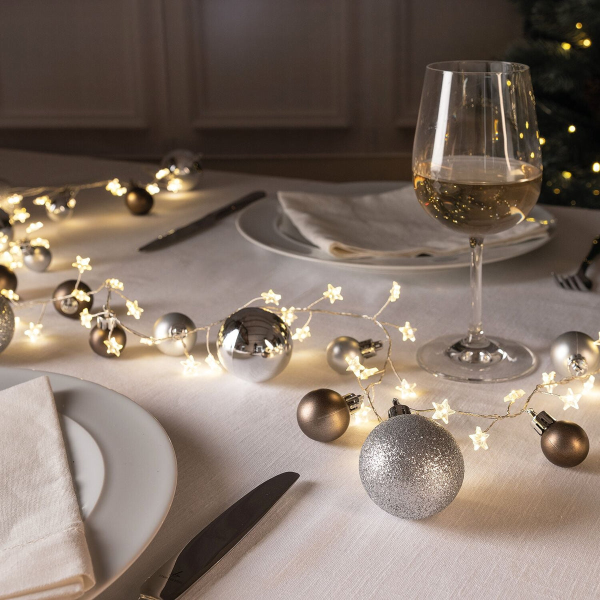 Lakeland Star Cluster Lights with Bauble 1.8m