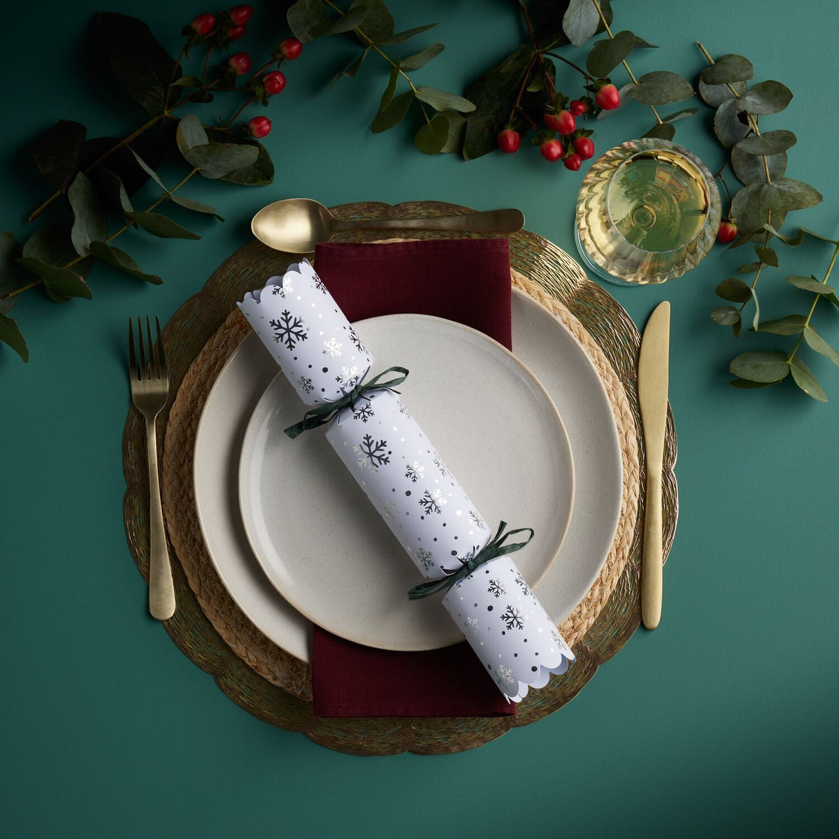Lakeland Tabletop Croquet Christmas Crackers - Pack of 6