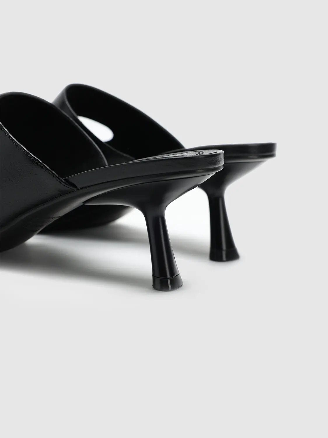 Square Toe Metal Ornament Strap Flat Slide Sandals