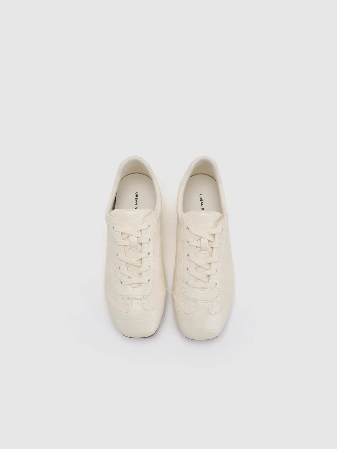 Lace-up Plain Round Toe Rubber Sole Sneakers