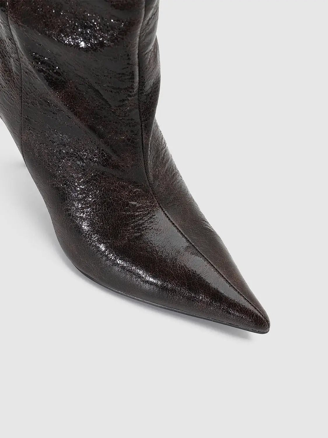 Slouchy Textured Pointed Toe Heeled Boots