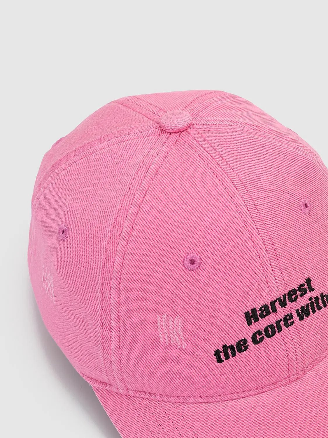 Distressed Embroidered Text Cotton Baseball Cap