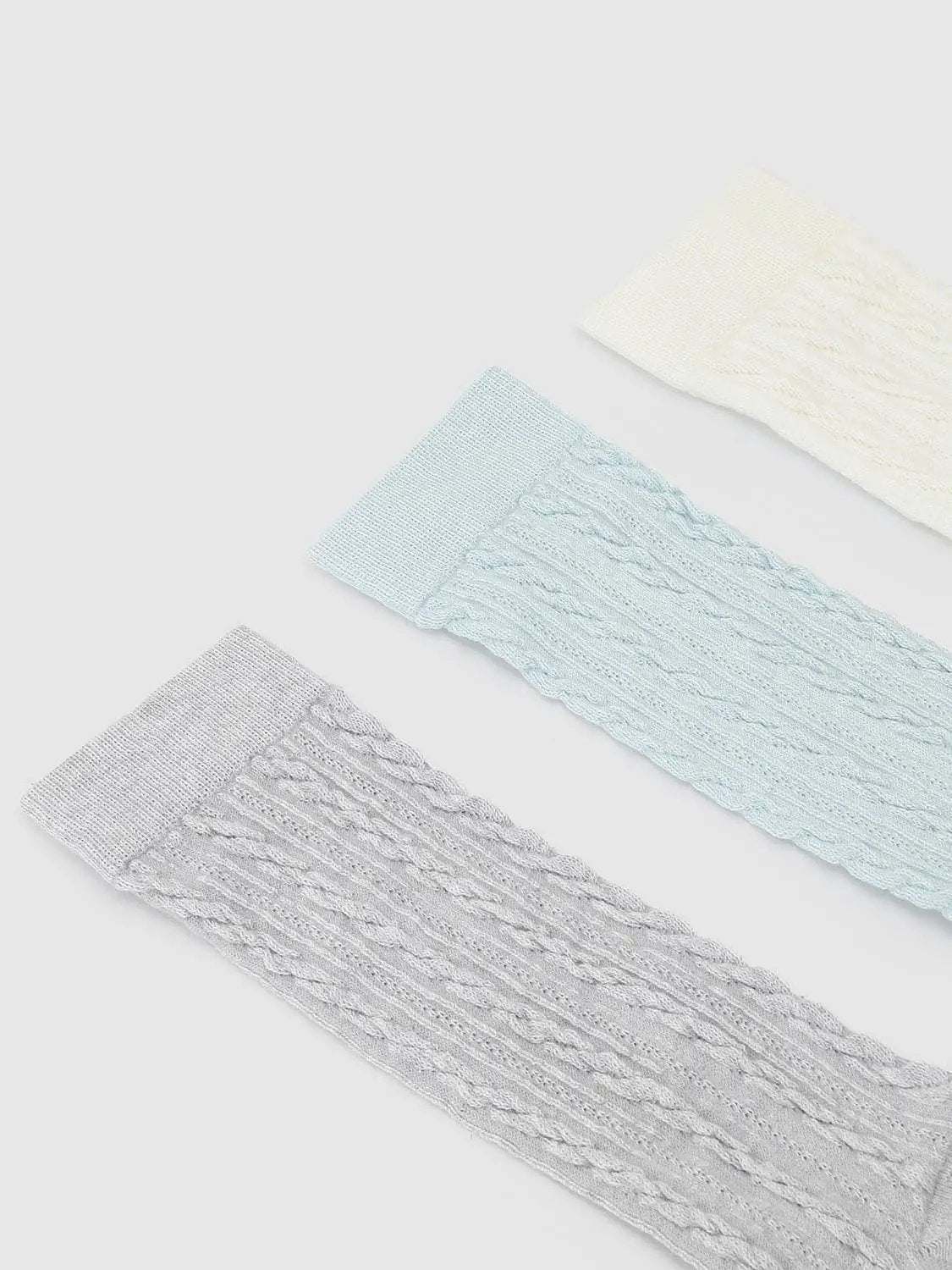 Cable Knit Cotton Blend Ribbed Crew Socks