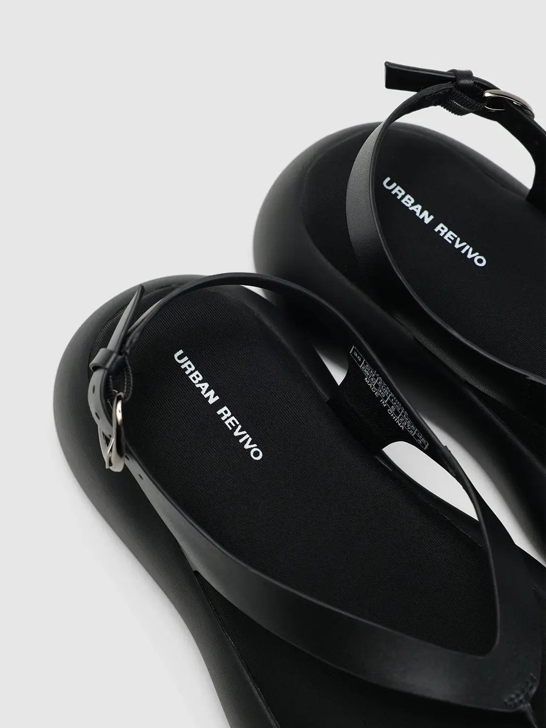 Two Tone Thong Buckle Strap Platform Casual Sandals