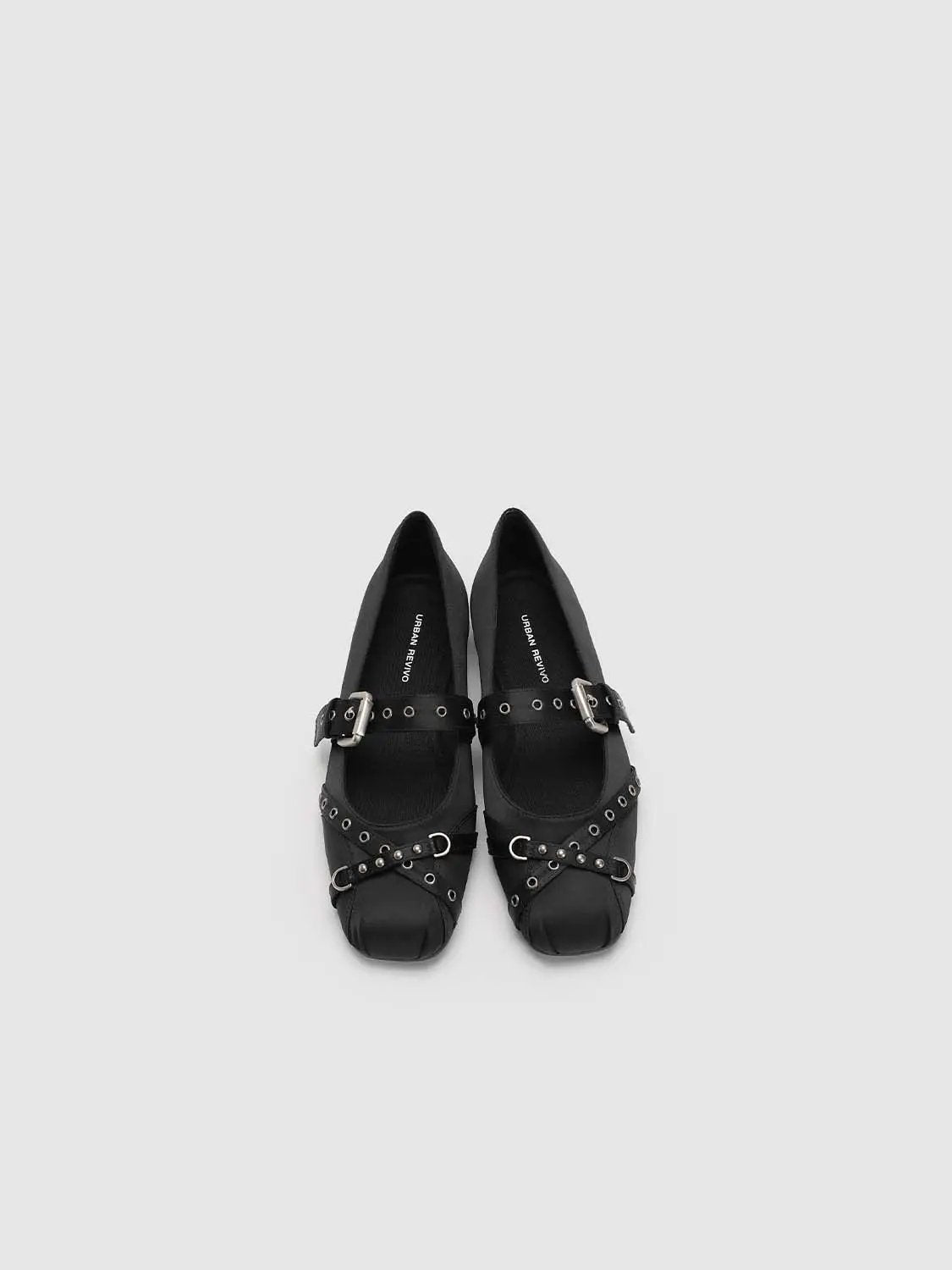 Ruched Toe Eyelet Buckle Strap Mary Jane Flats