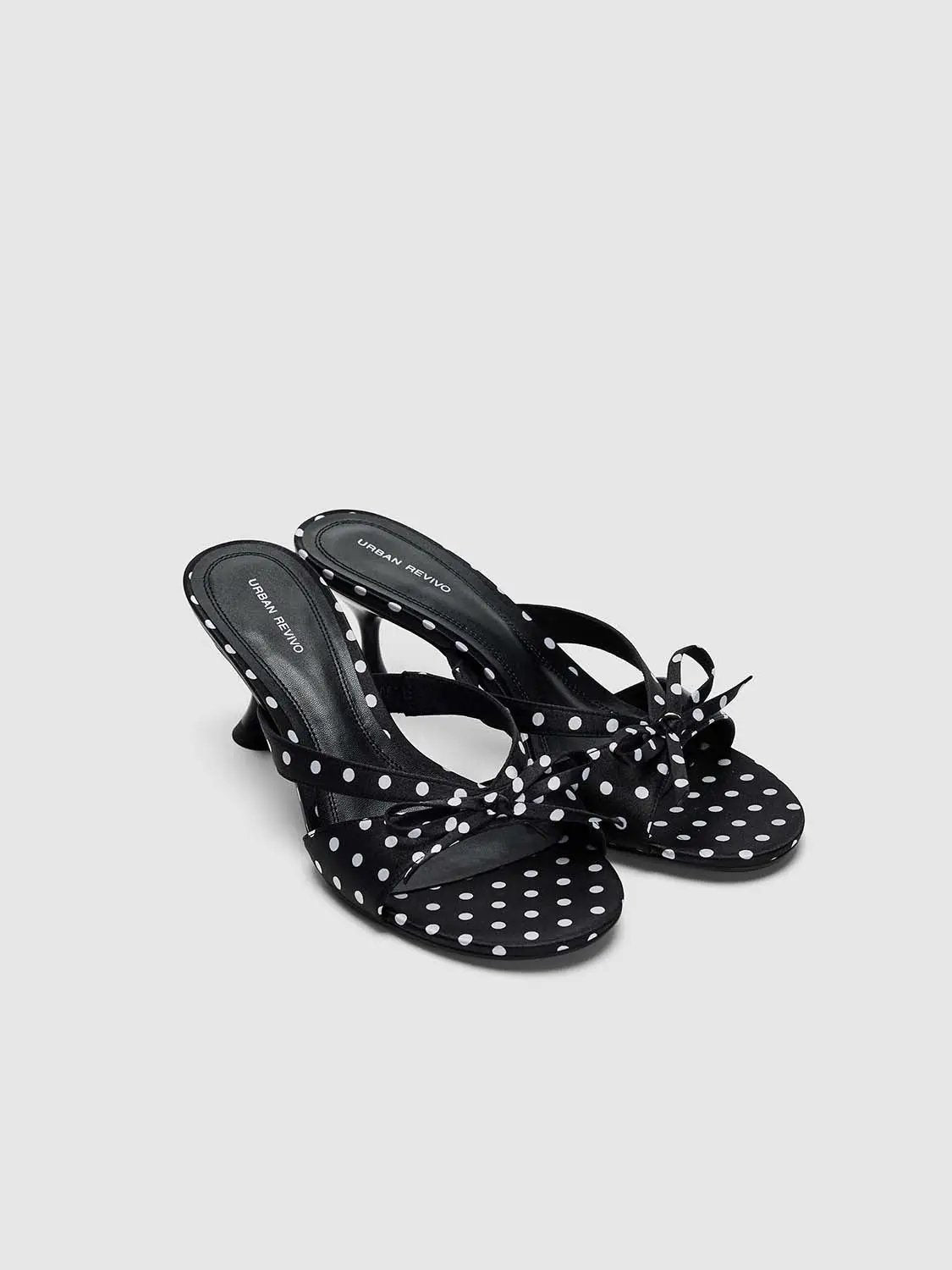 Textile Upper Polka Dot Bow Embellishment Slippers
