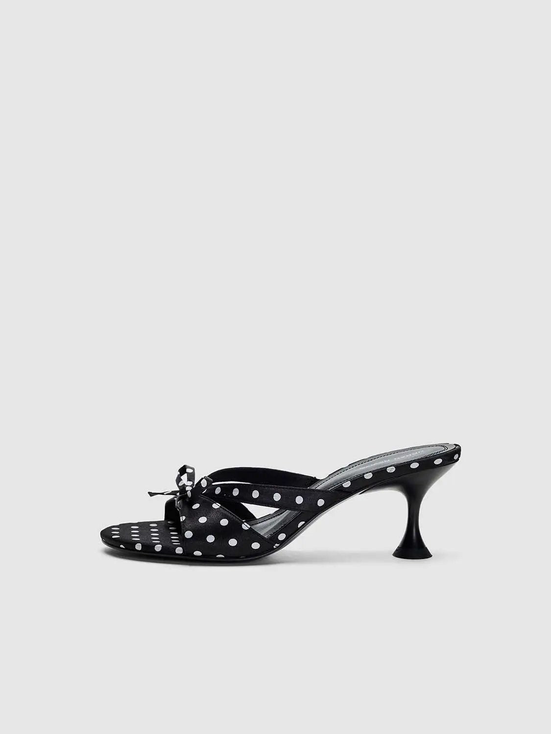 Textile Upper Polka Dot Bow Embellishment Slippers