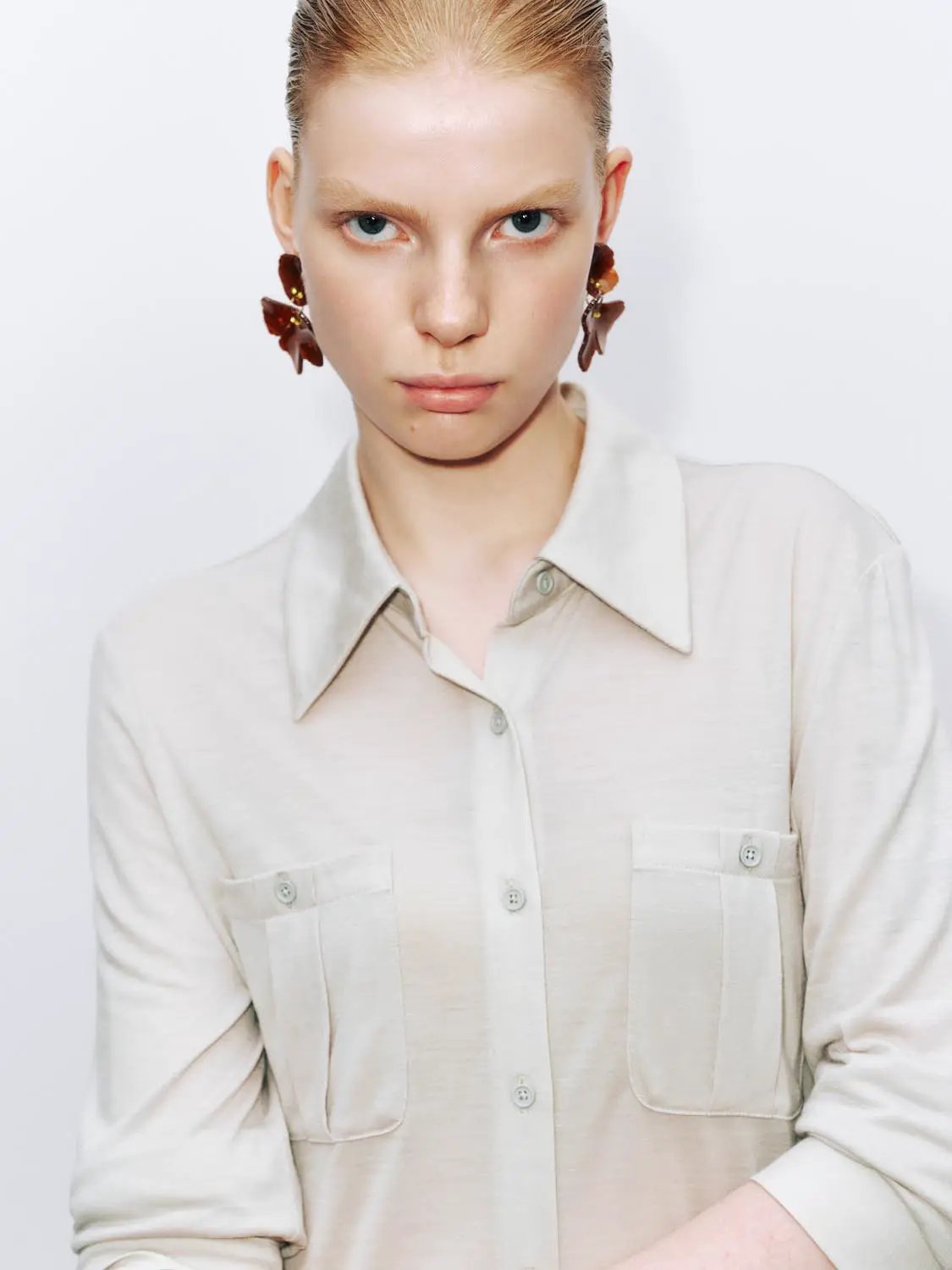 Point Collar Two Chest Pockets Long Sleeve Shirt