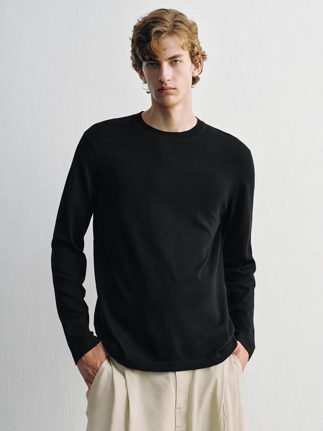 Solid Knit Crew Neck Long Sleeve Regular Fit T-Shirt