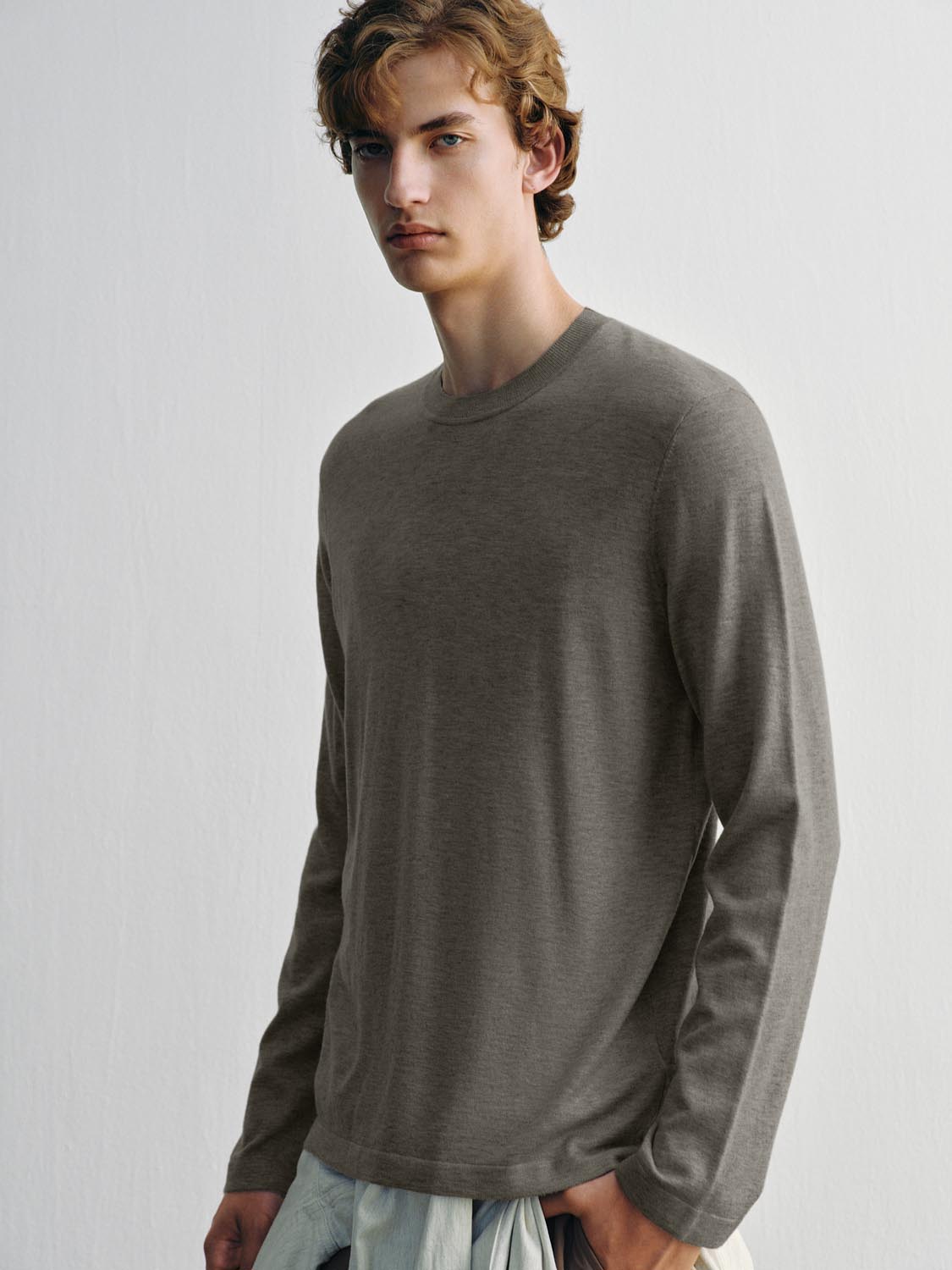 Solid Knit Crew Neck Long Sleeve Regular Fit T-Shirt