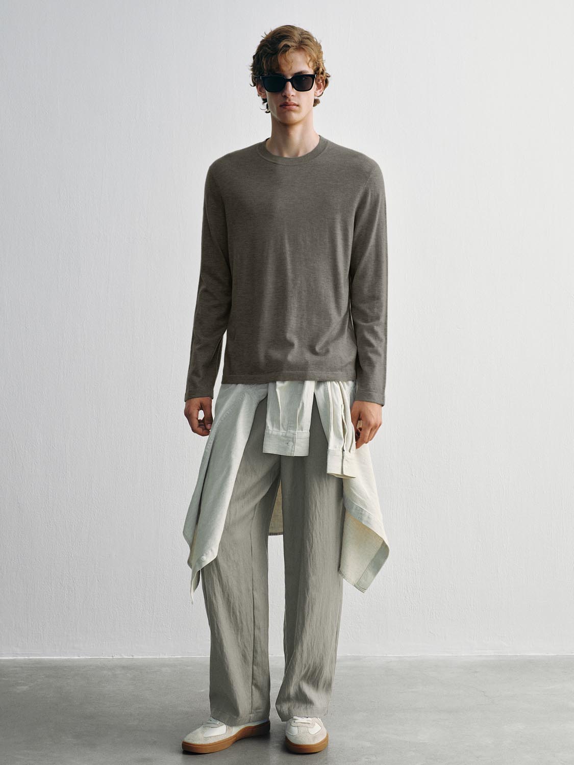 Solid Knit Crew Neck Long Sleeve Regular Fit T-Shirt