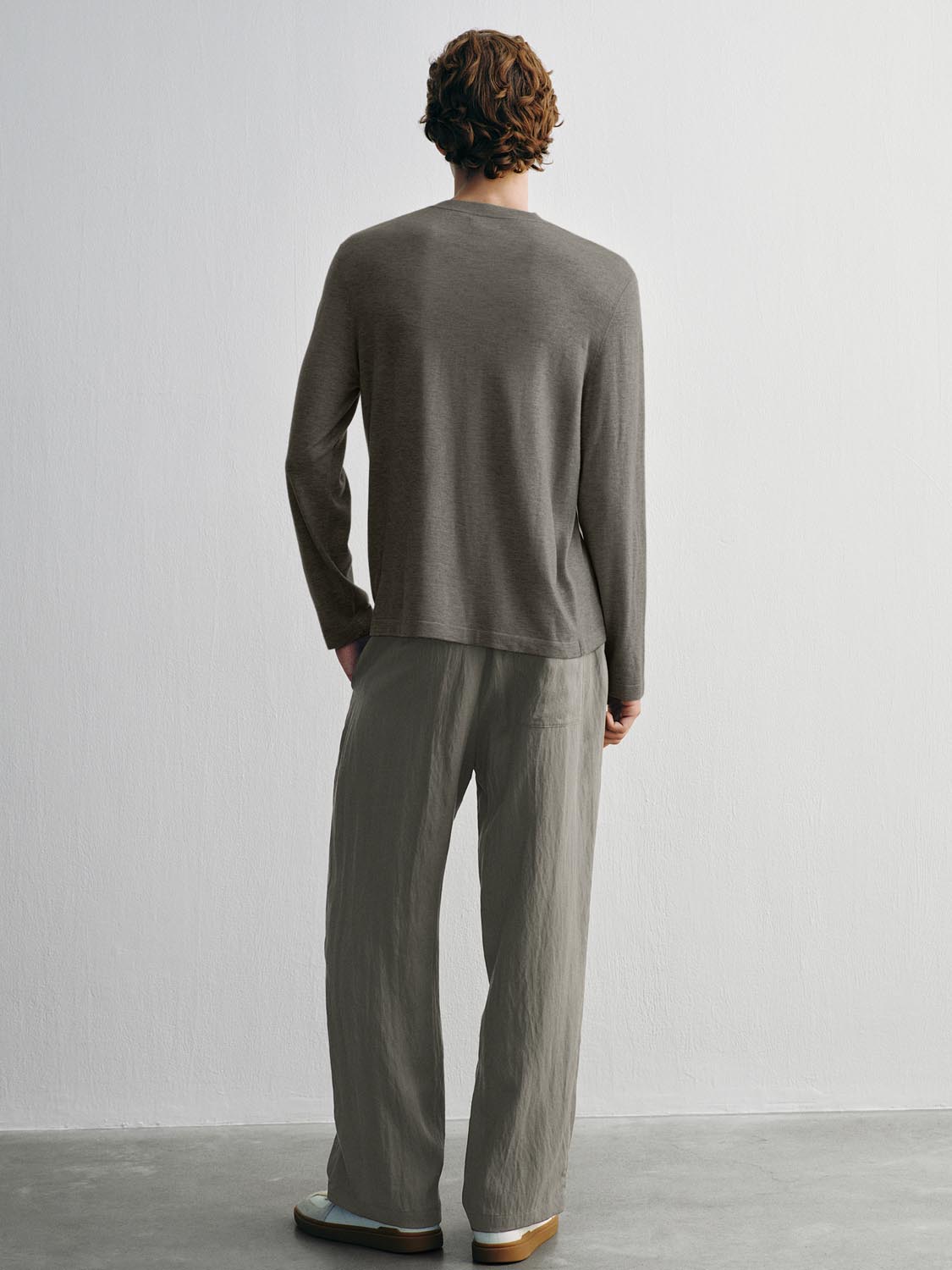 Solid Knit Crew Neck Long Sleeve Regular Fit T-Shirt