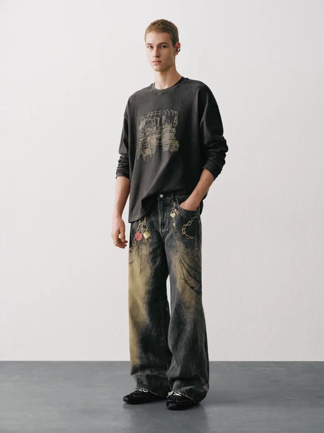 Washed Embroidered Graphic Long Sleeve Cotton T-Shirt