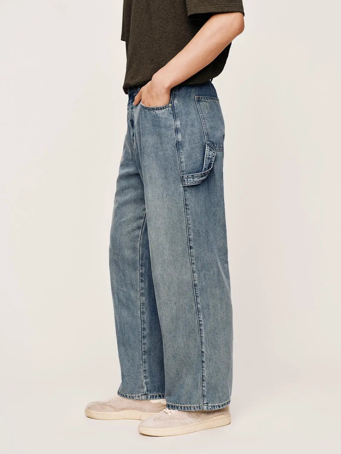 Side Pocket Light Wash Wide-leg Mid-rise Jeans