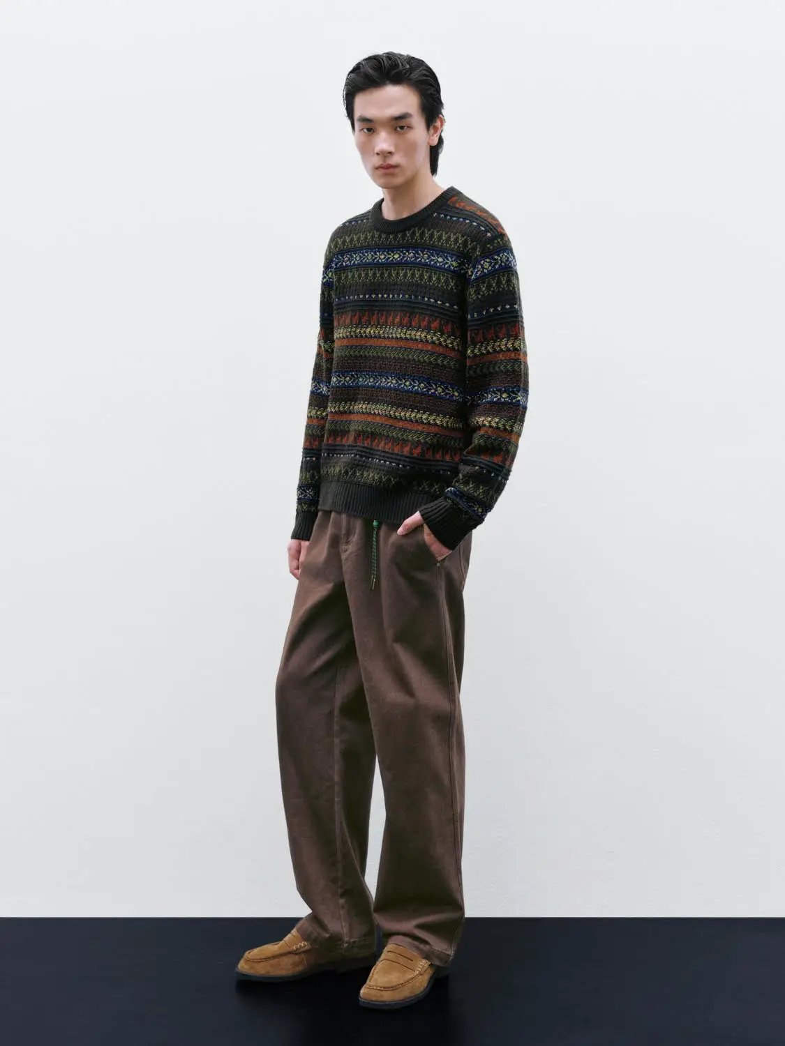Crew Neck Striped Intarsia Knit Long Sleeve Sweater