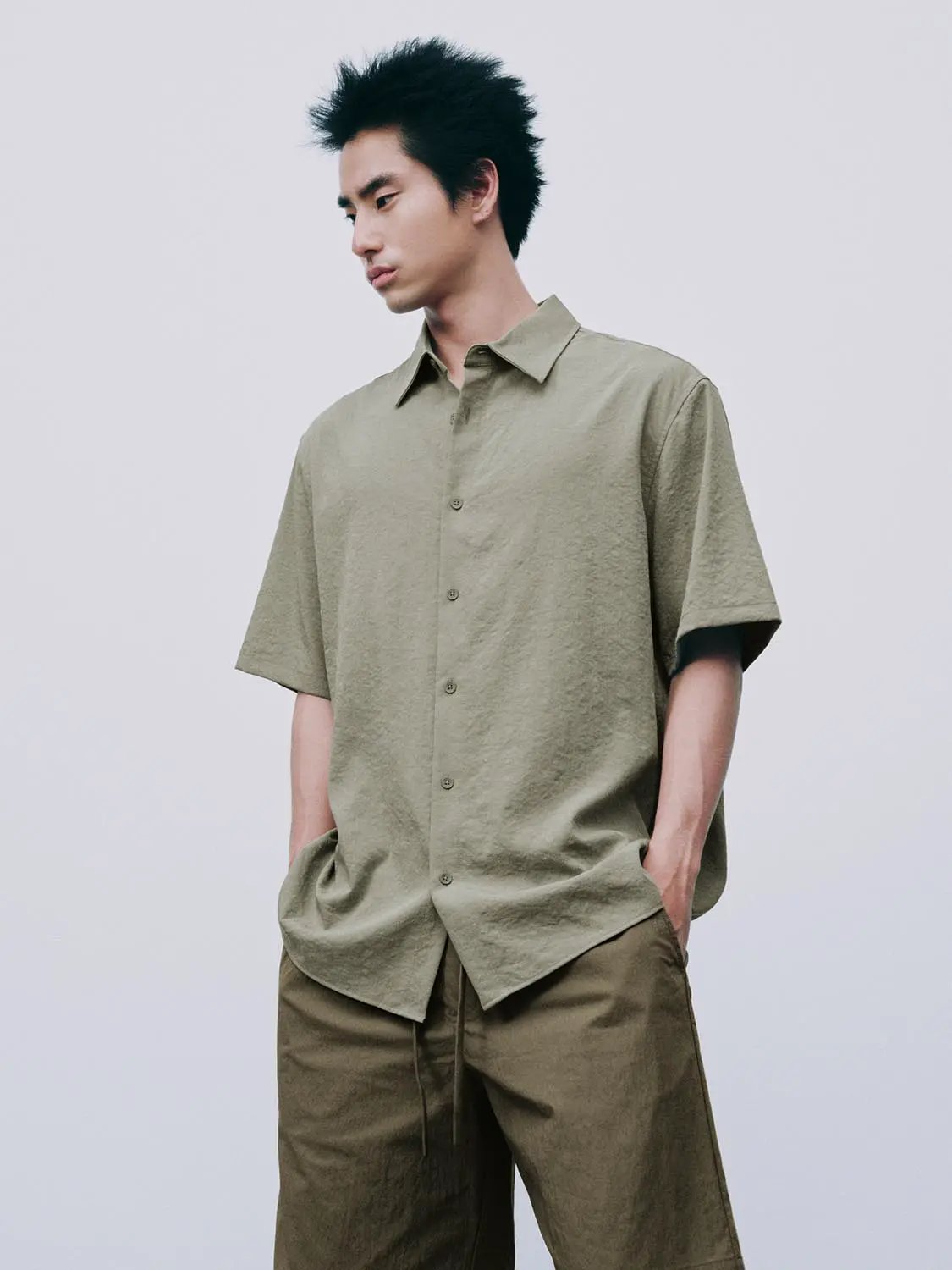 Open-Front Regular Fit Short Sleeve Collar Shirt