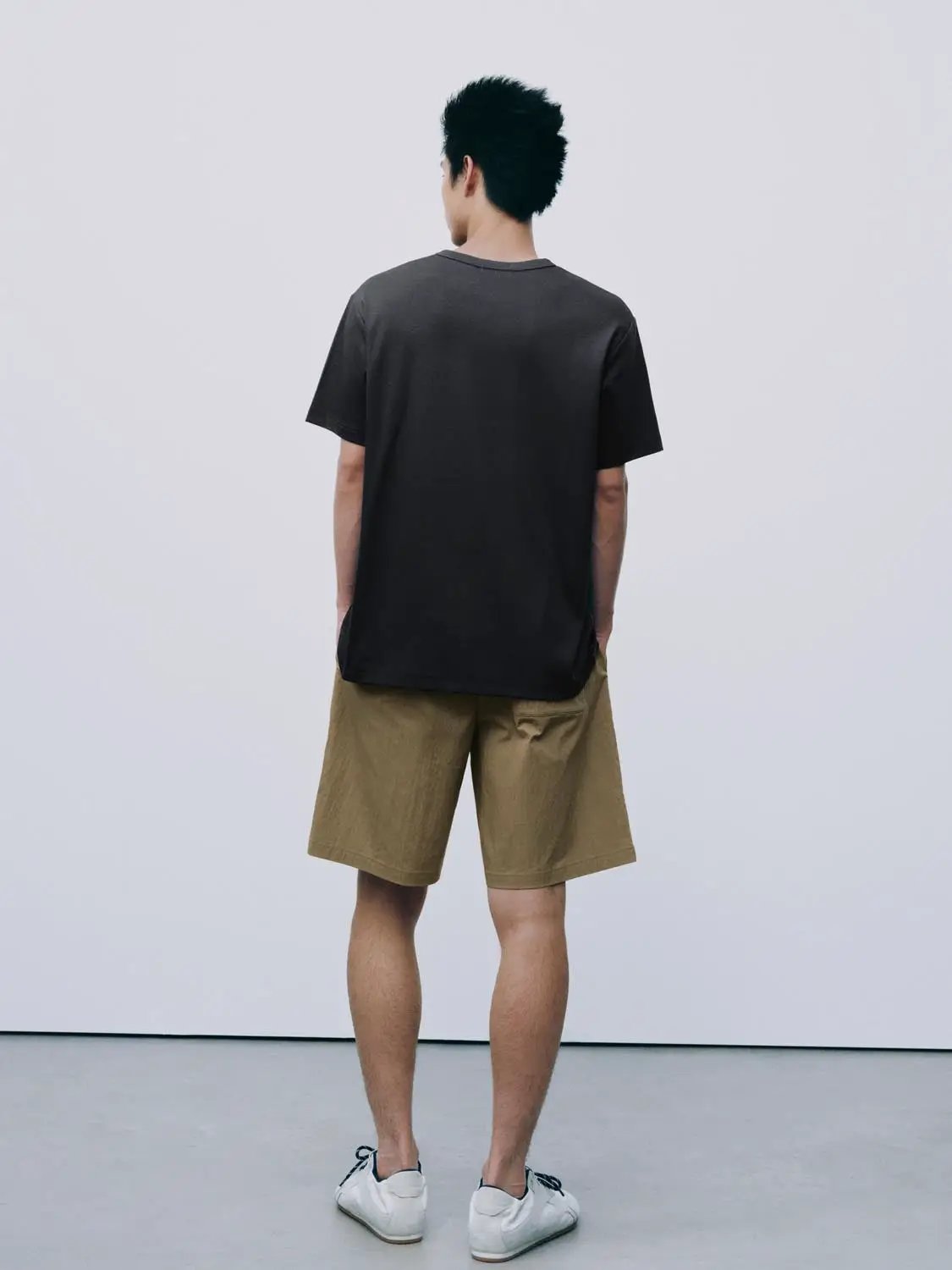 Regular Fit Crew Neck Short Sleeve Basic Tee