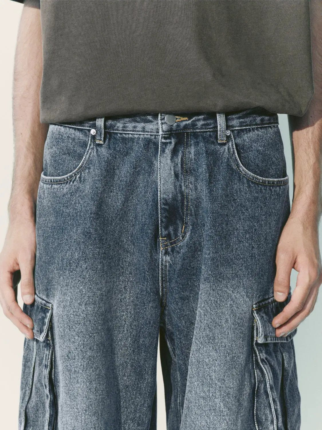 Washed Cargo Pocket Wide-leg Cotton Jeans
