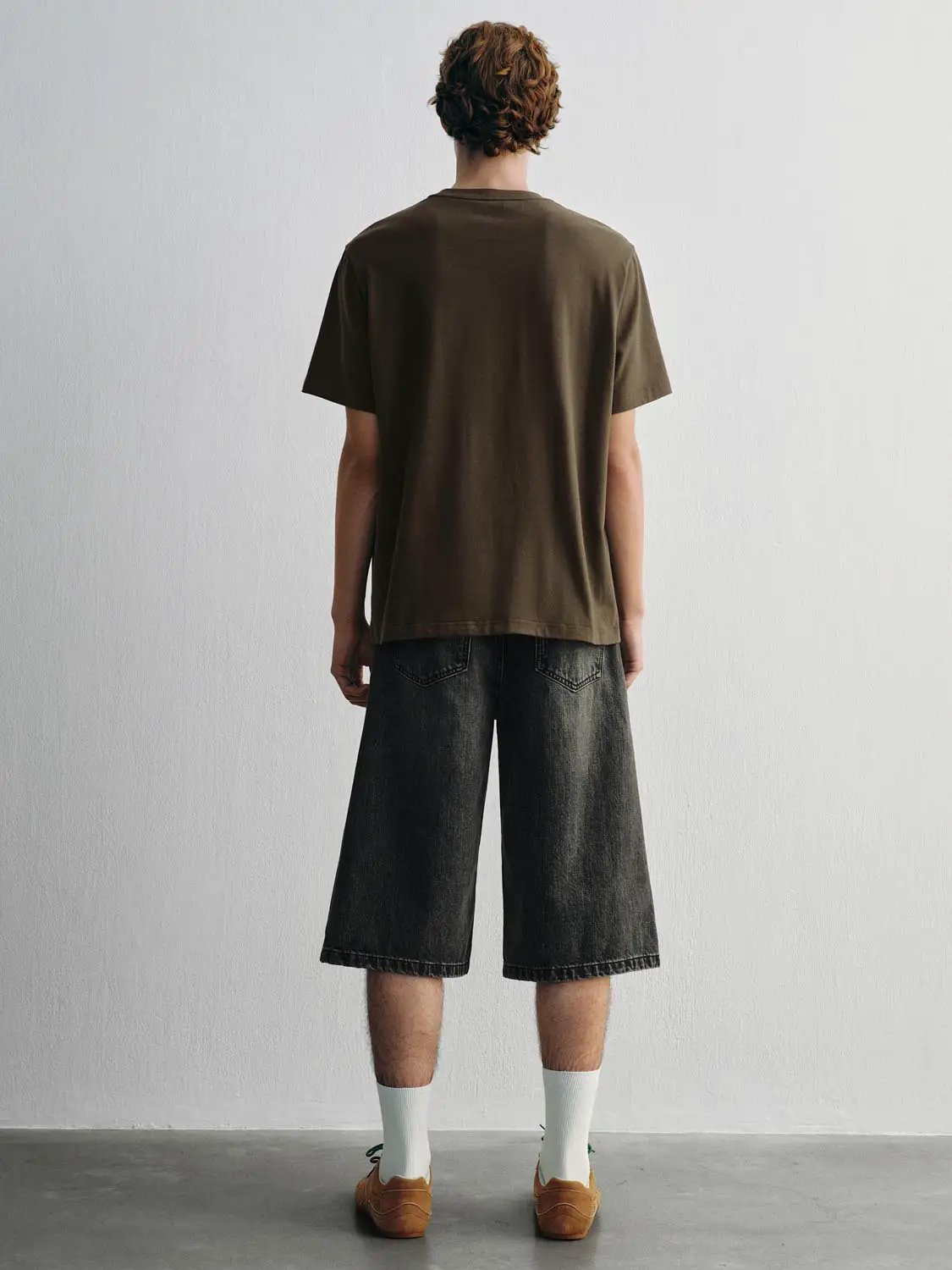 Embroidered Animal Crew Neck Short Sleeve Cotton T-Shirt