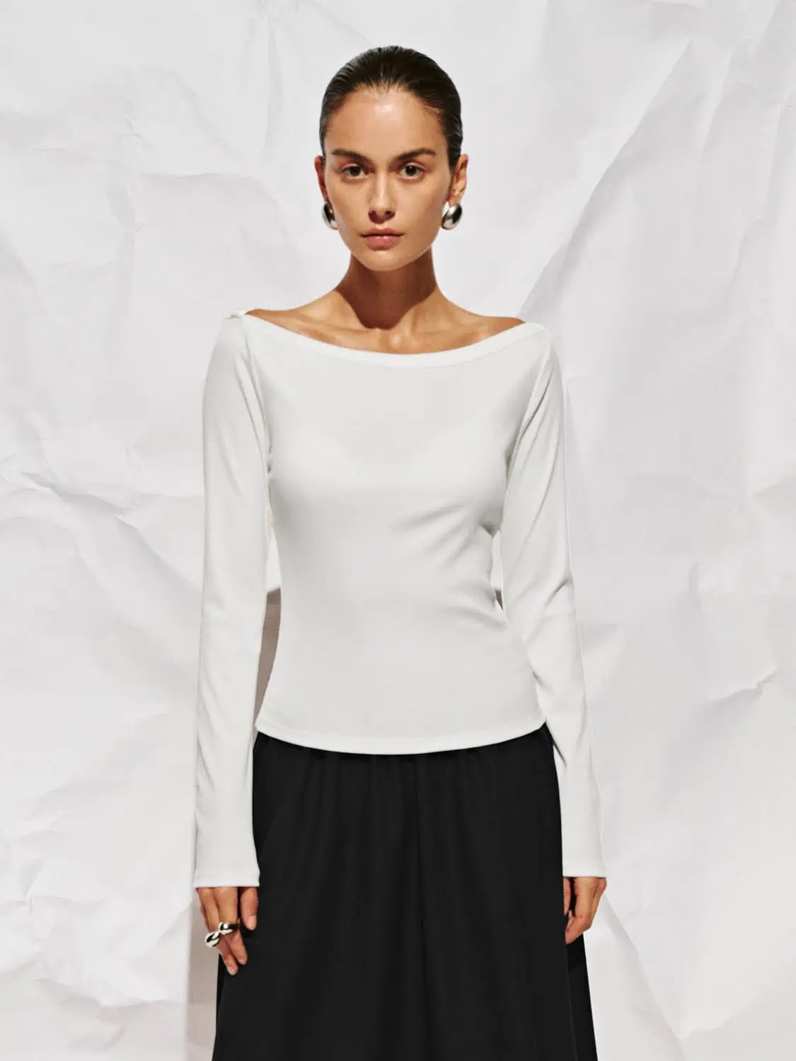 Off Shoulder Curved Hem Long Sleeve Cotton Blend T-Shirt