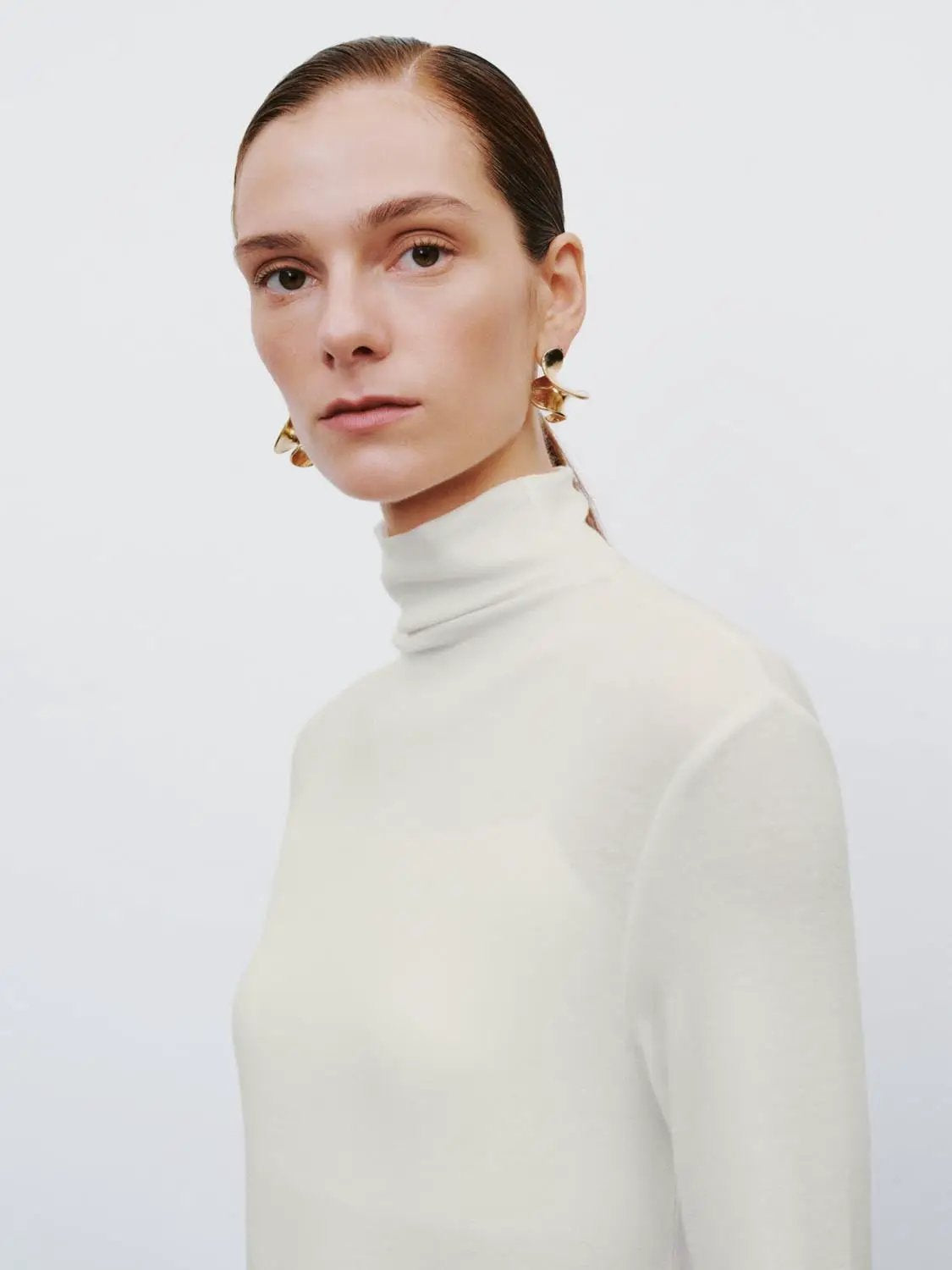 Thin Slim Mock Neck Long Sleeve T-Shirt