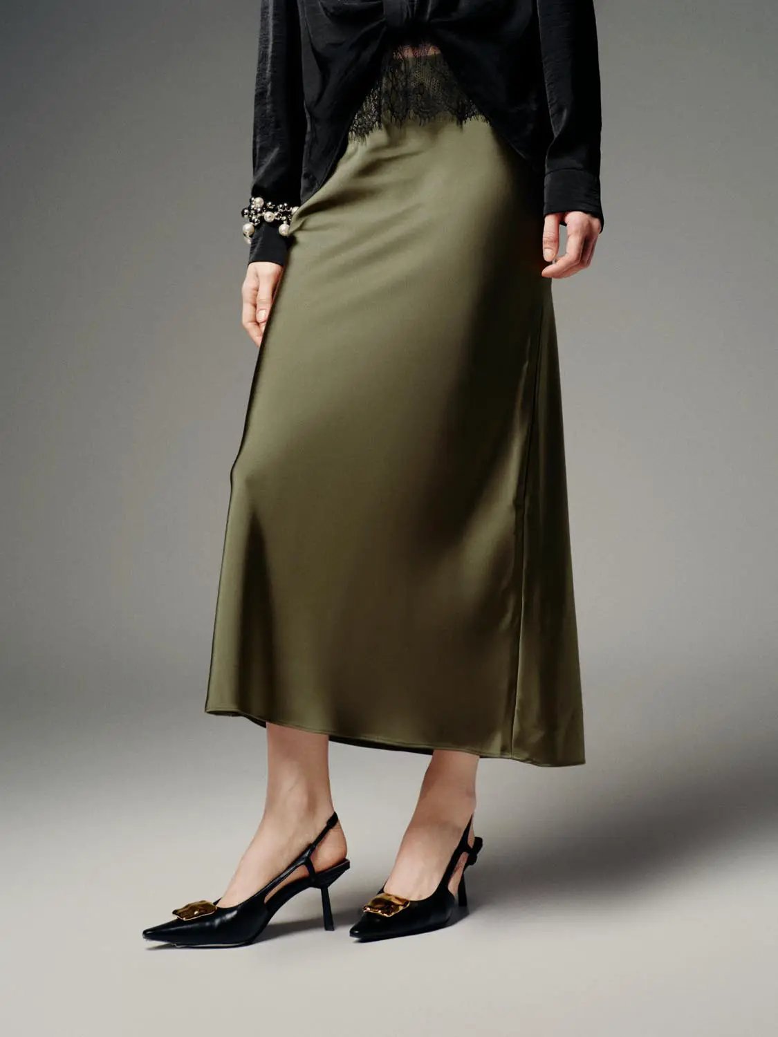 Satin Finish High Waist Fishtail Elegant Midi Skirt