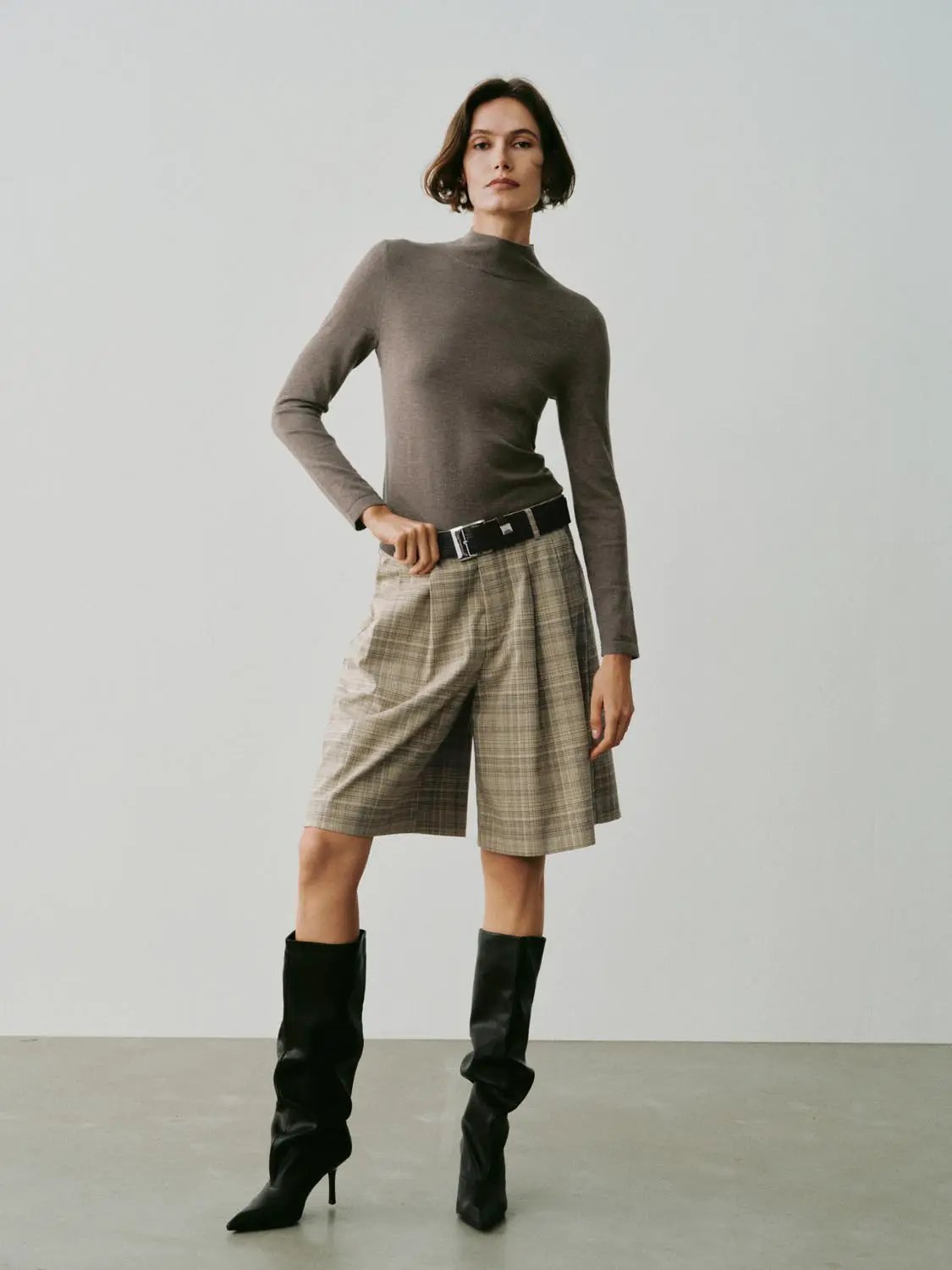 Heather Mock Neck Long Sleeve Knit T-Shirt