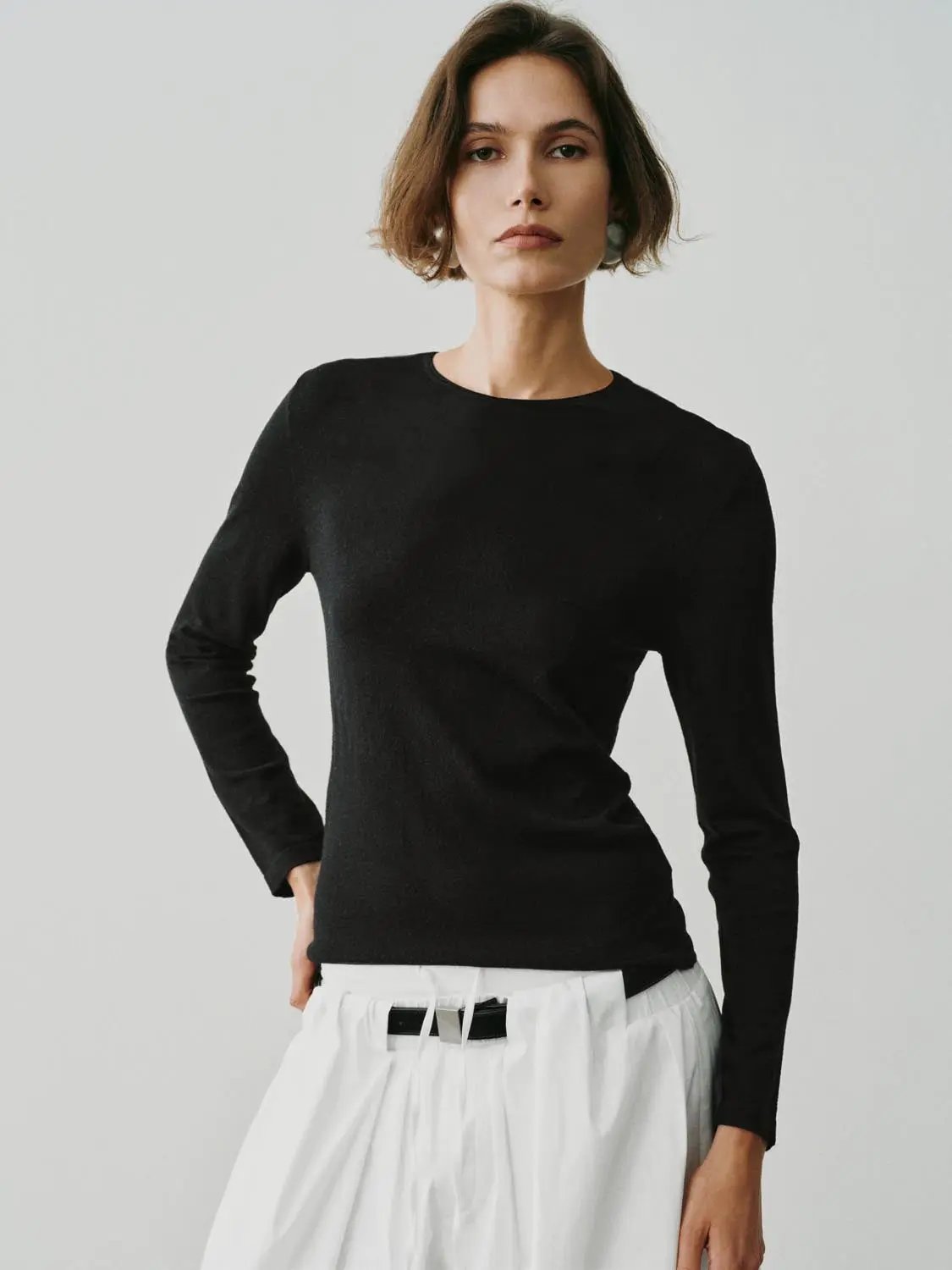 Ribbed Fitted Crew Neck Long Sleeve Knit T-Shirt