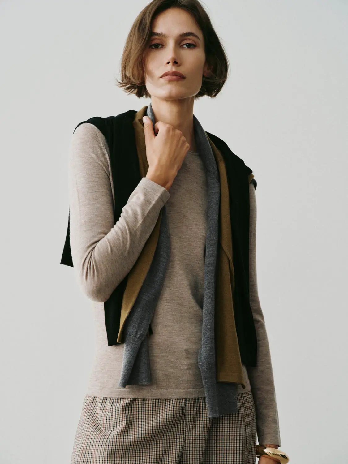 Ribbed Fitted Crew Neck Long Sleeve Knit T-Shirt