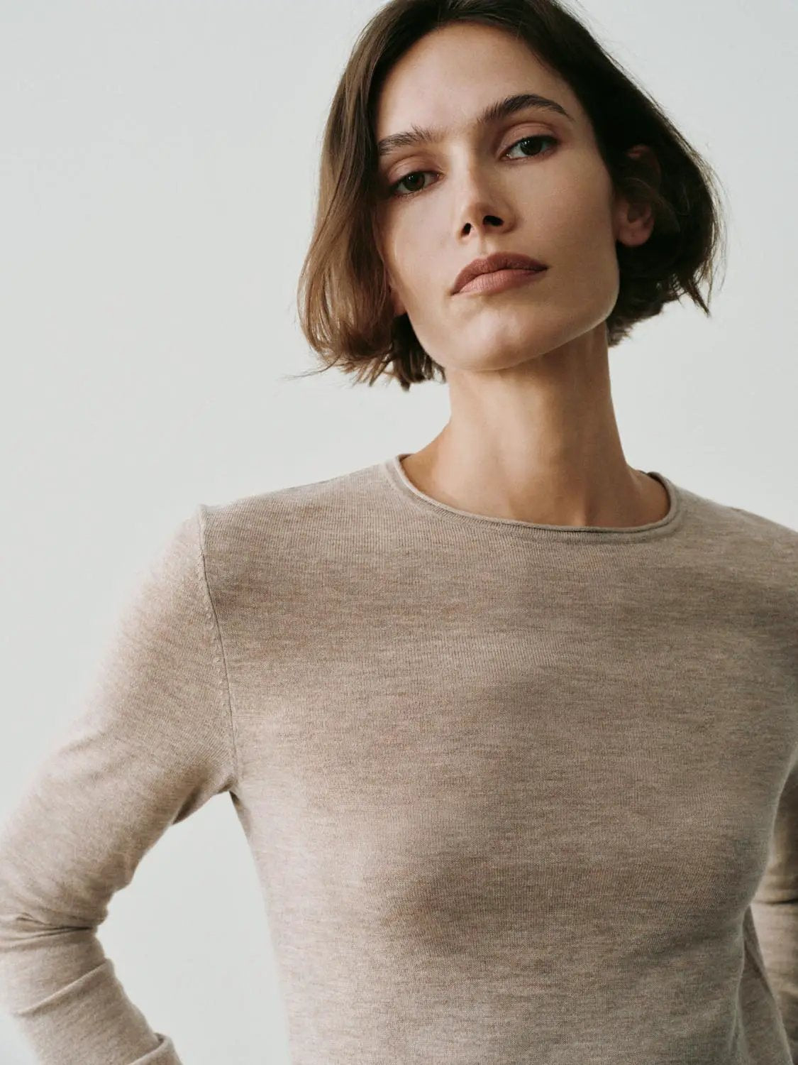 Ribbed Fitted Crew Neck Long Sleeve Knit T-Shirt