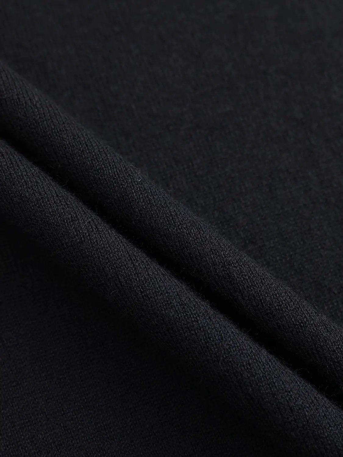 Thin Fitted Ribbed Boat Neck Short Sleeve Knit T-Shirt