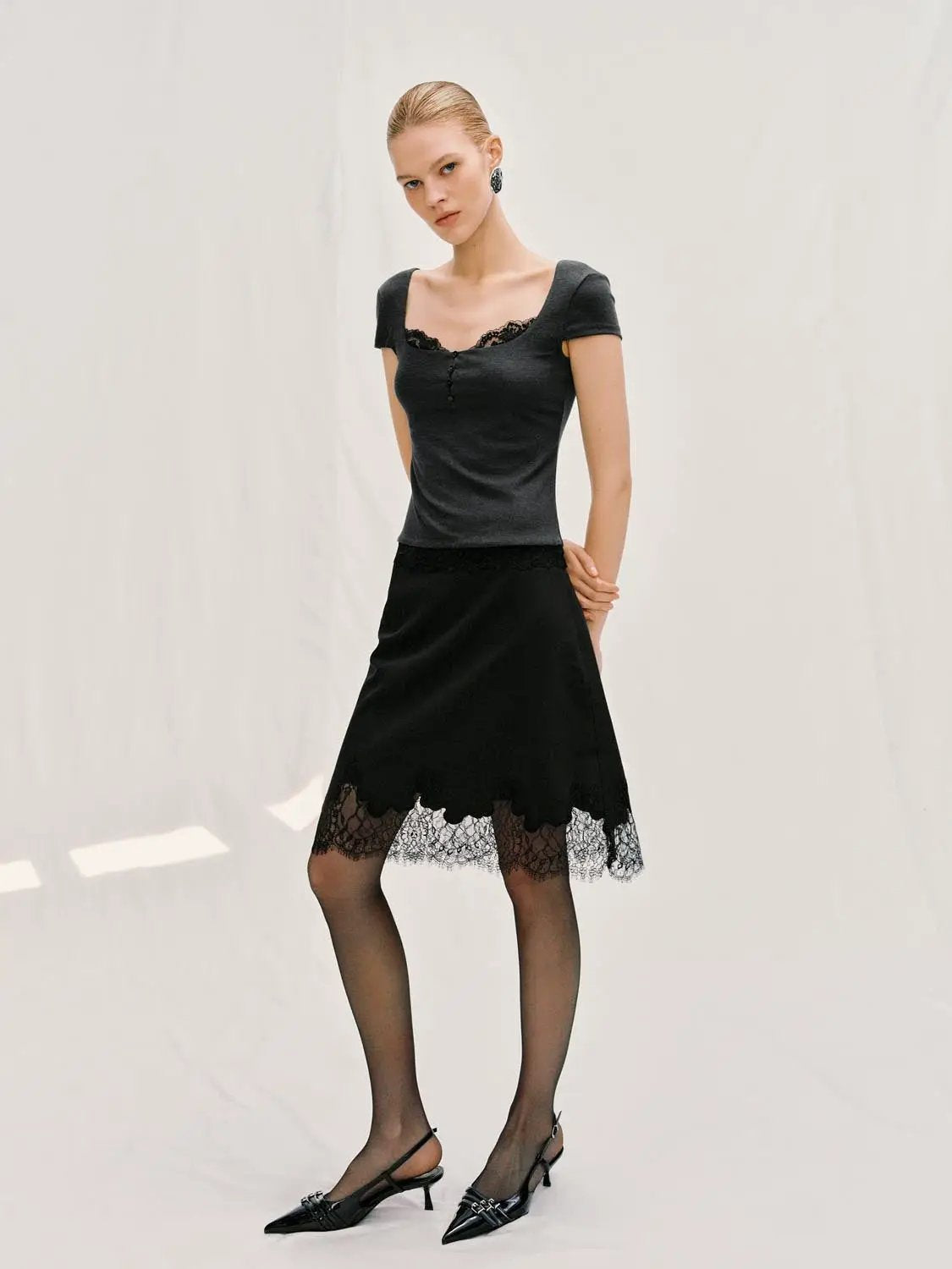 Lace Trim Knit Blouse With Button Placket