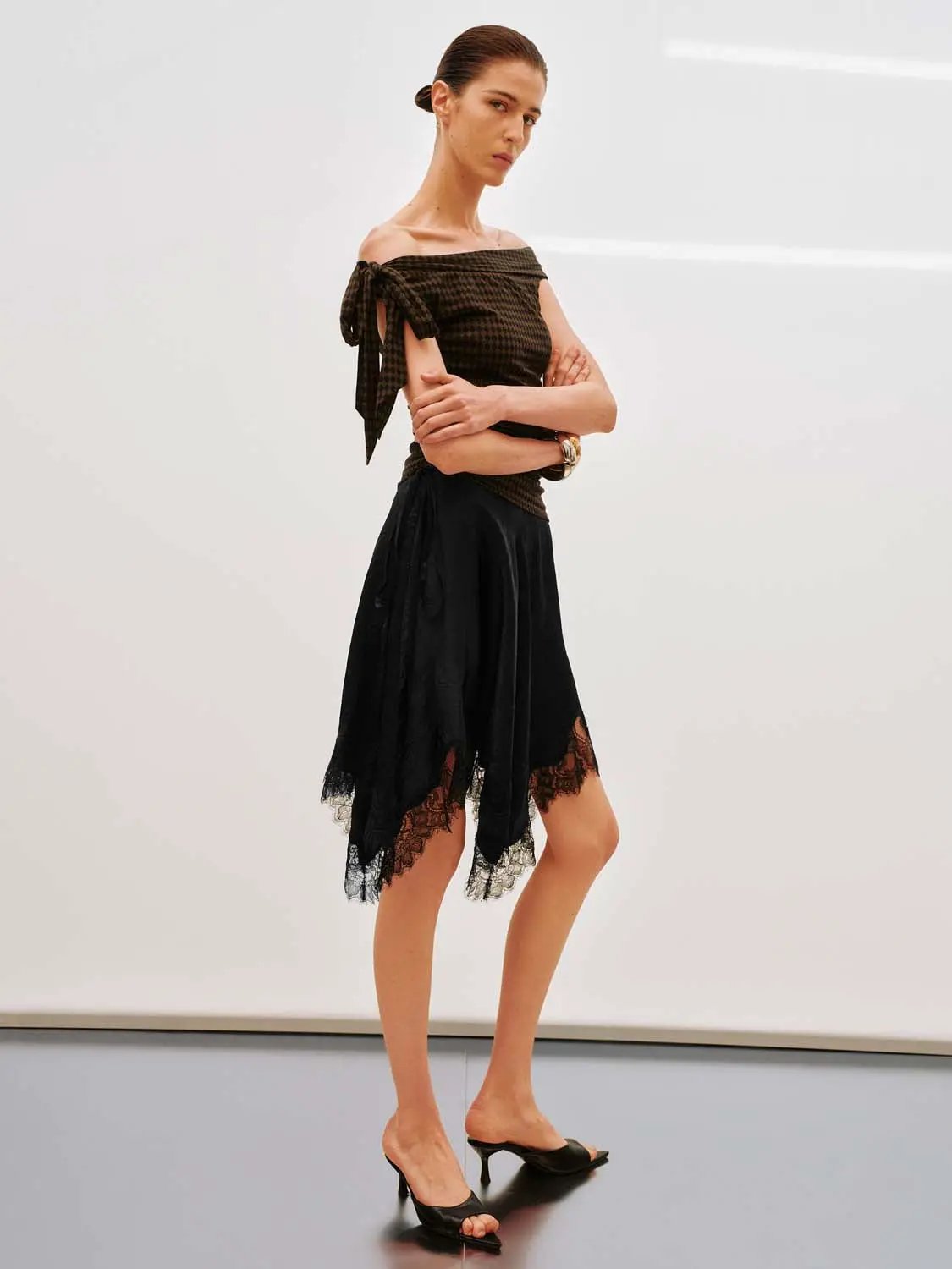 Metallic Wrap Satin Tie With Lace Hem Skirt