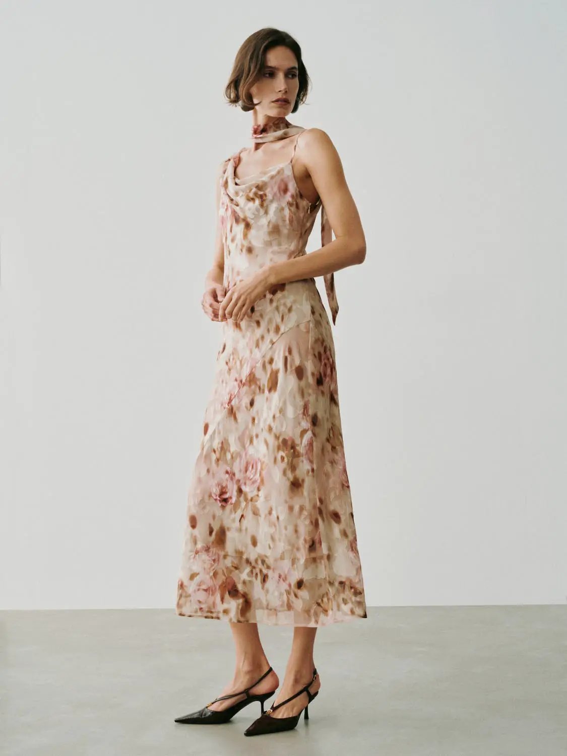 Soft Romantic Floral Print H-line Maxi Dress