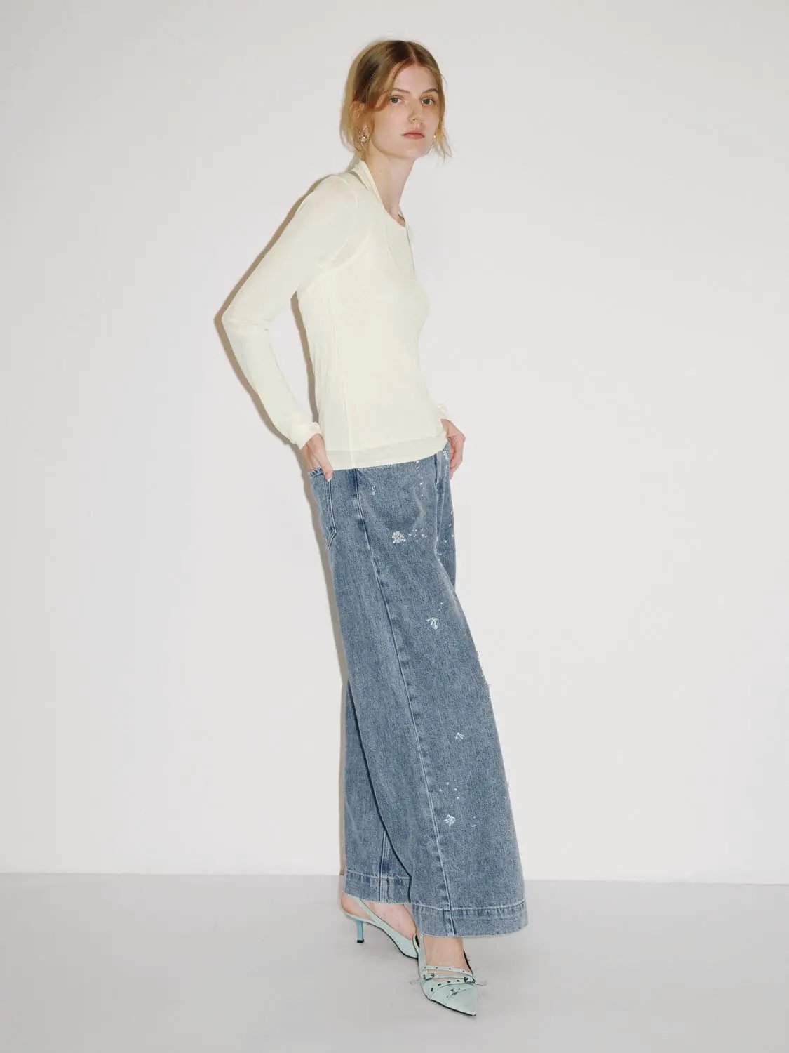 Embroidered Floral Mid-rise Wide-leg Jeans