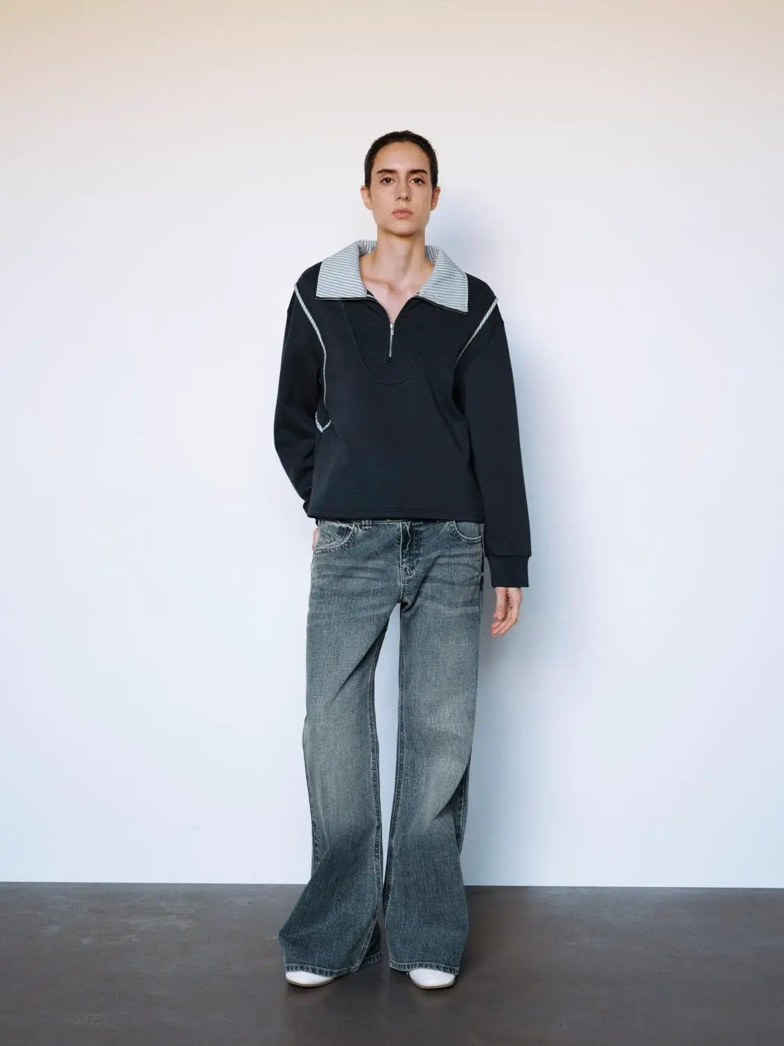 Faded Wash Flared Mid-rise Cotton Jeans